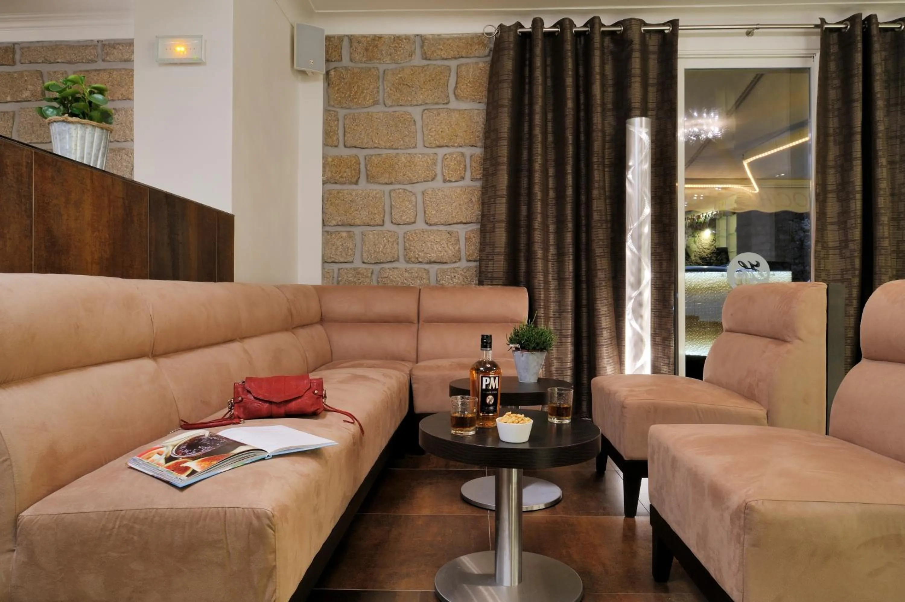 Lounge or bar in Hotel Des Roches