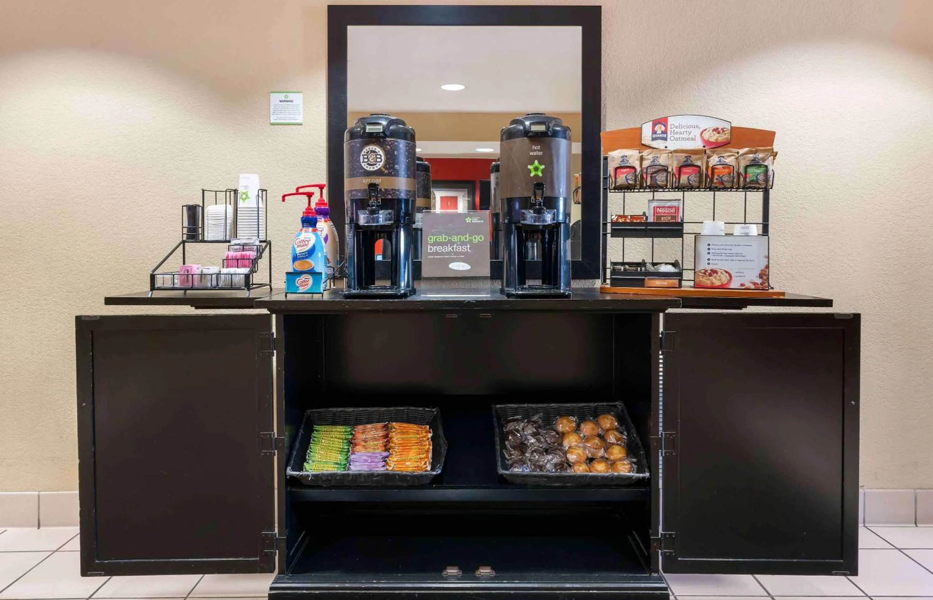 Breakfast in Extended Stay America Suites - Sacramento - Roseville