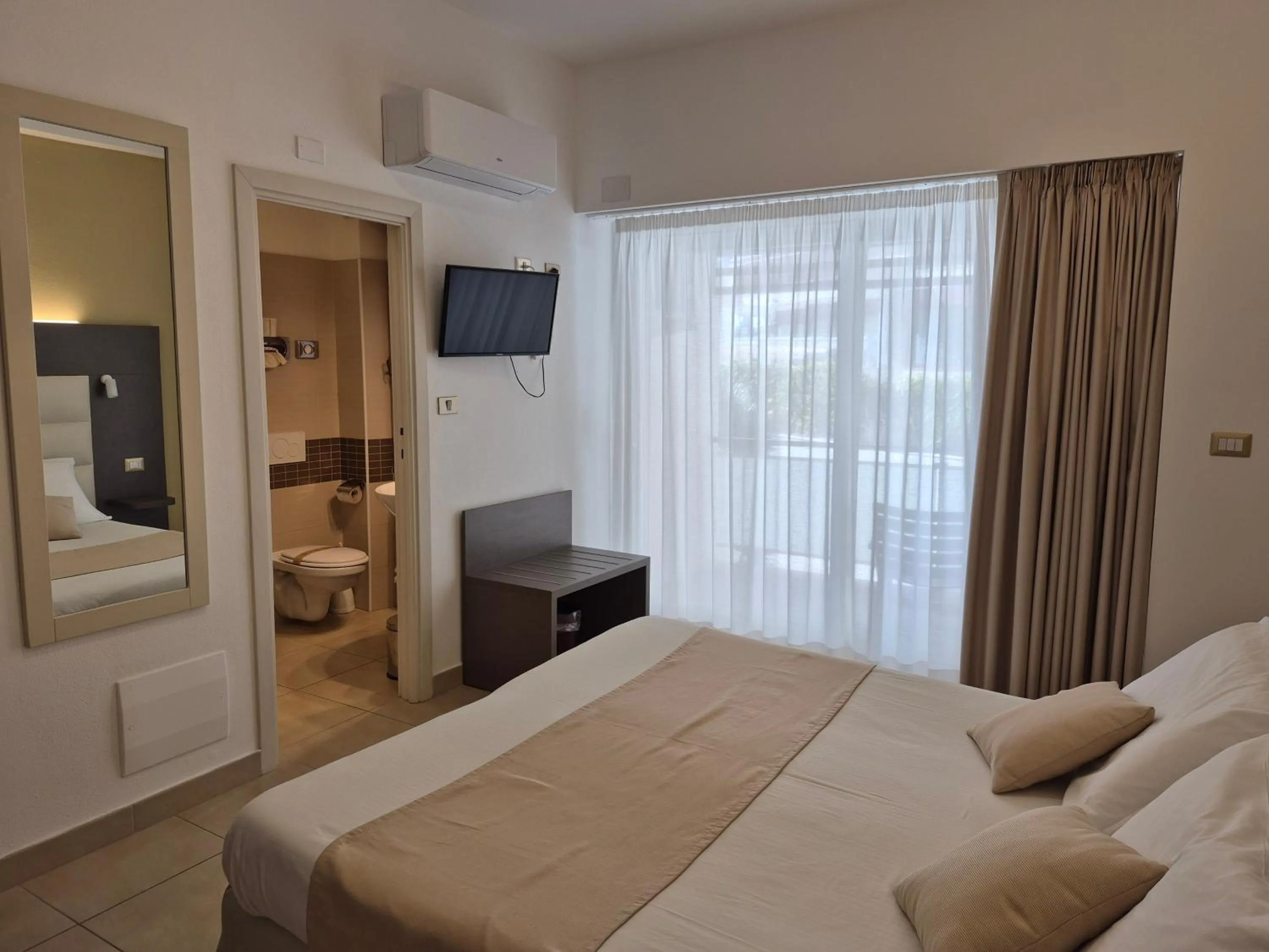 Bedroom, Bed in Hotel Florida