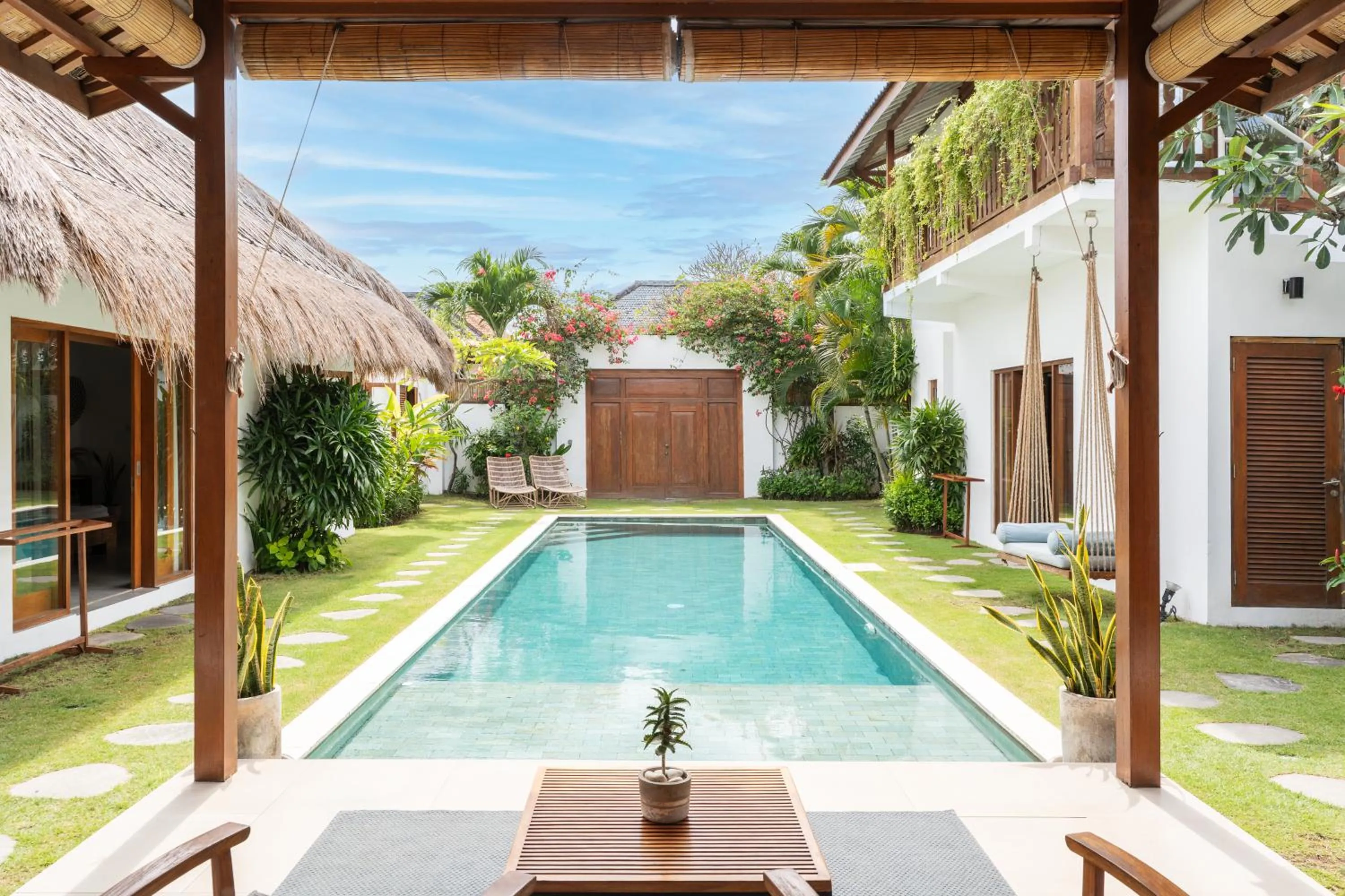 Swimming pool in House of Bagera by Alfred in Bali