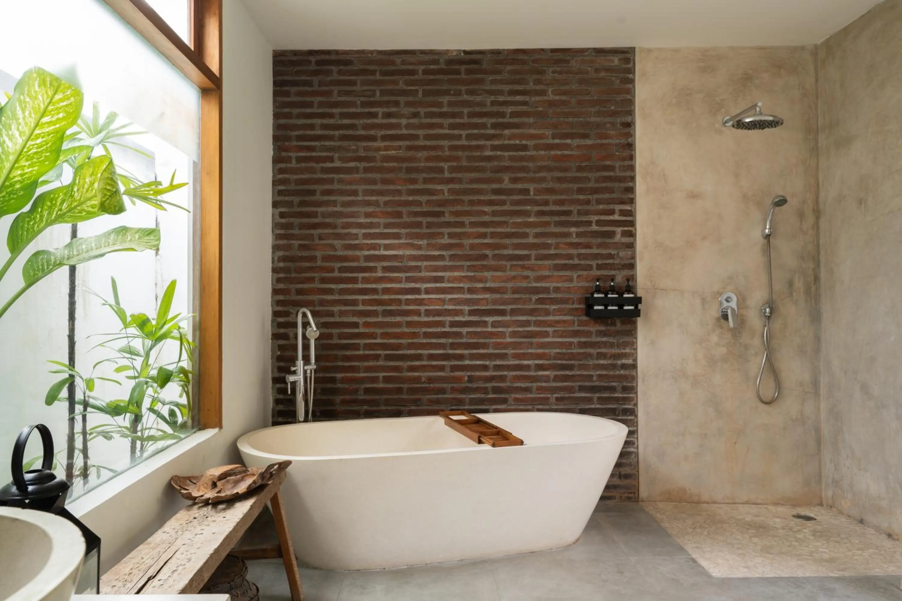 Bathroom in House of Bagera by Alfred in Bali