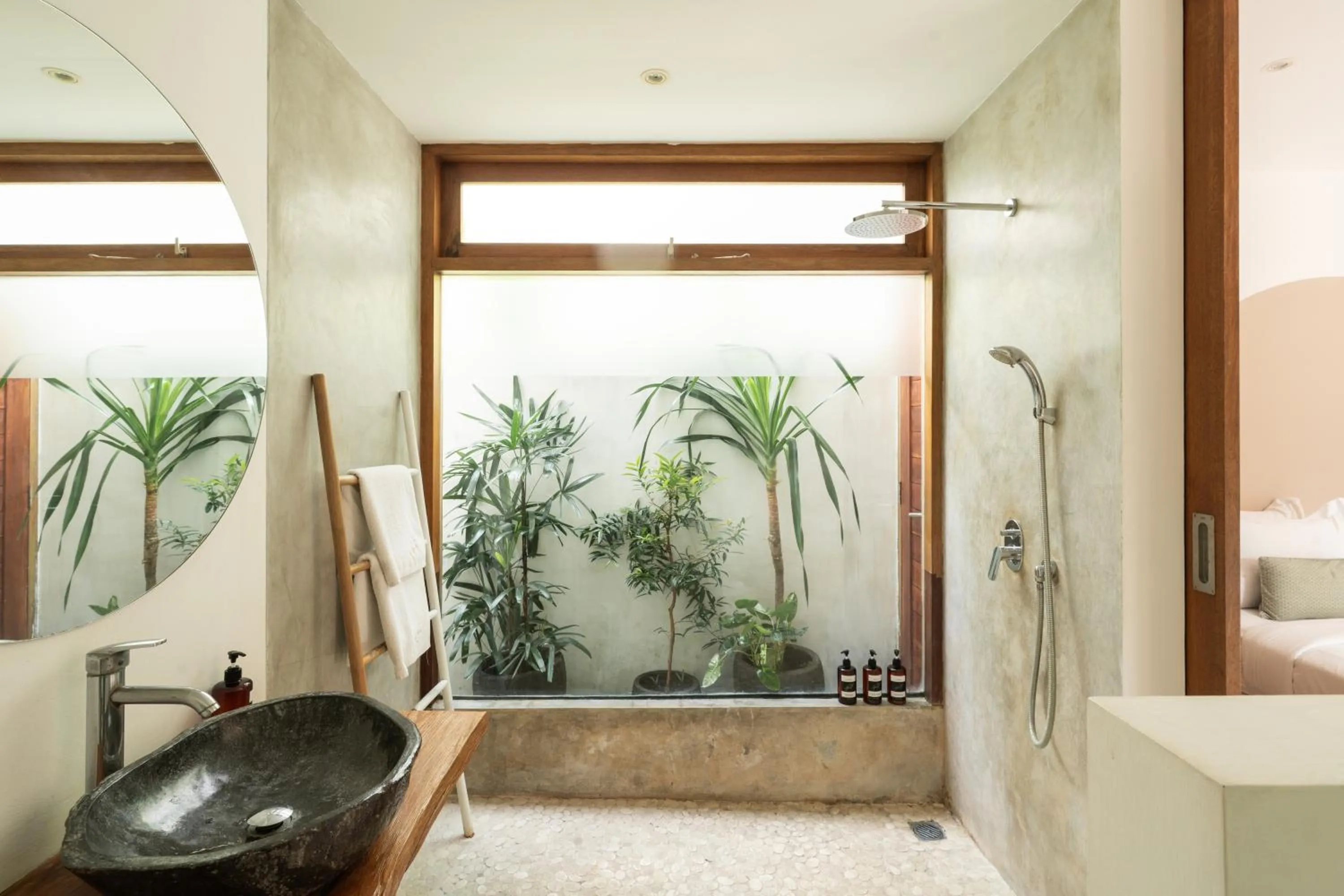 Bathroom in House of Bagera by Alfred in Bali