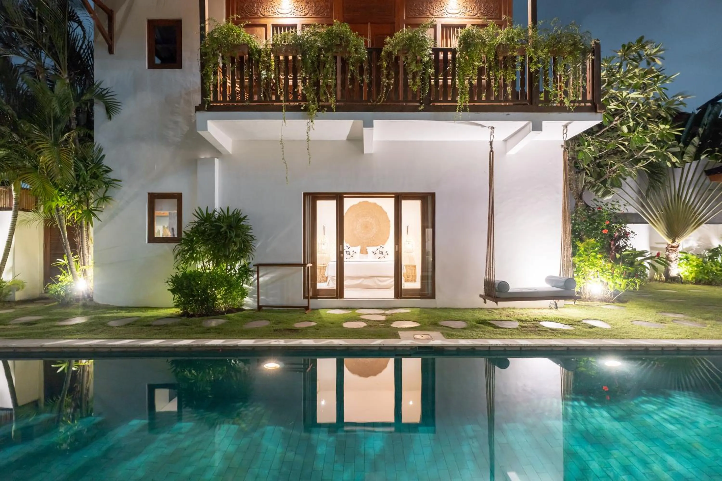 Swimming pool in House of Bagera by Alfred in Bali