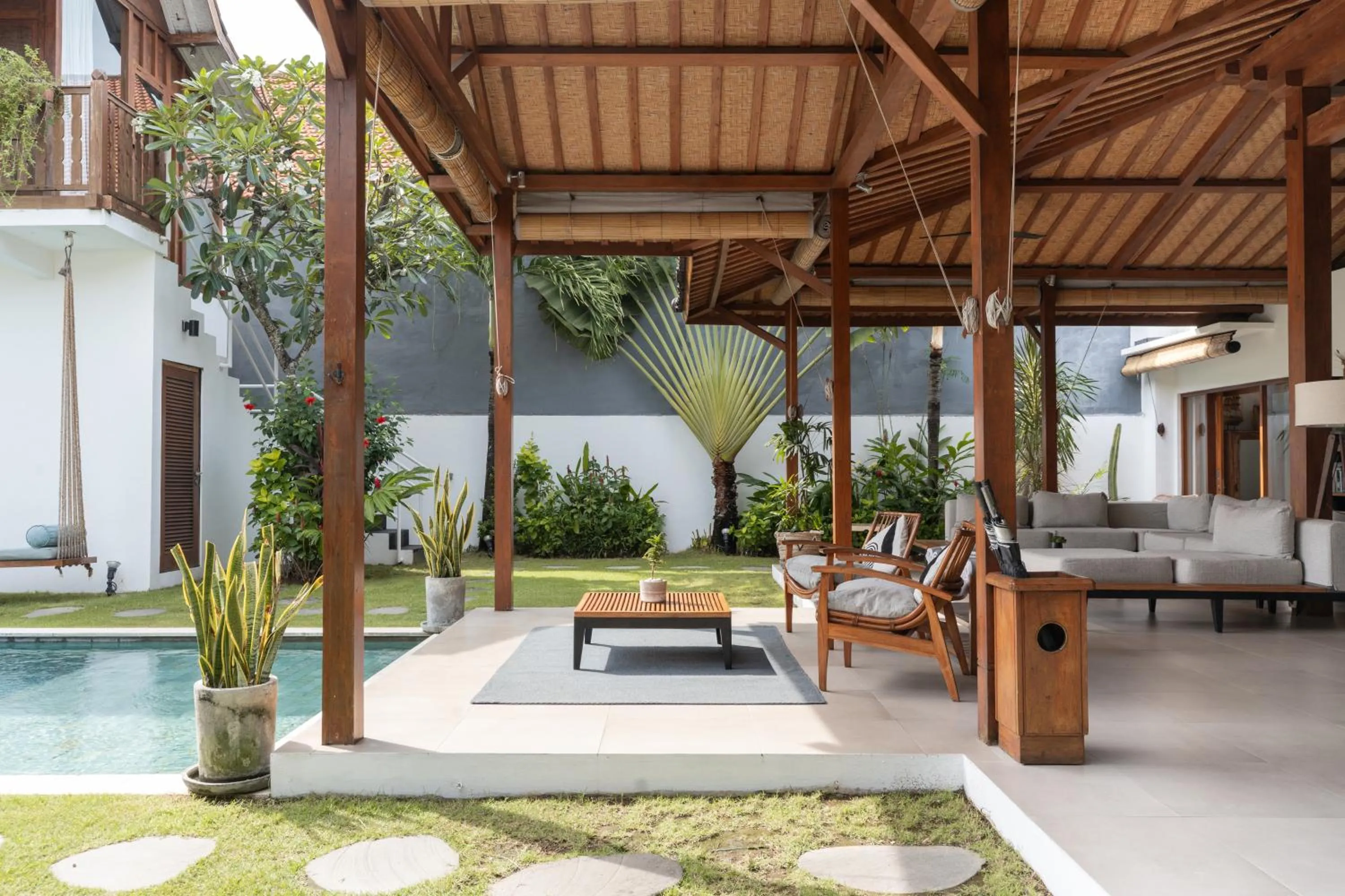 Living room in House of Bagera by Alfred in Bali