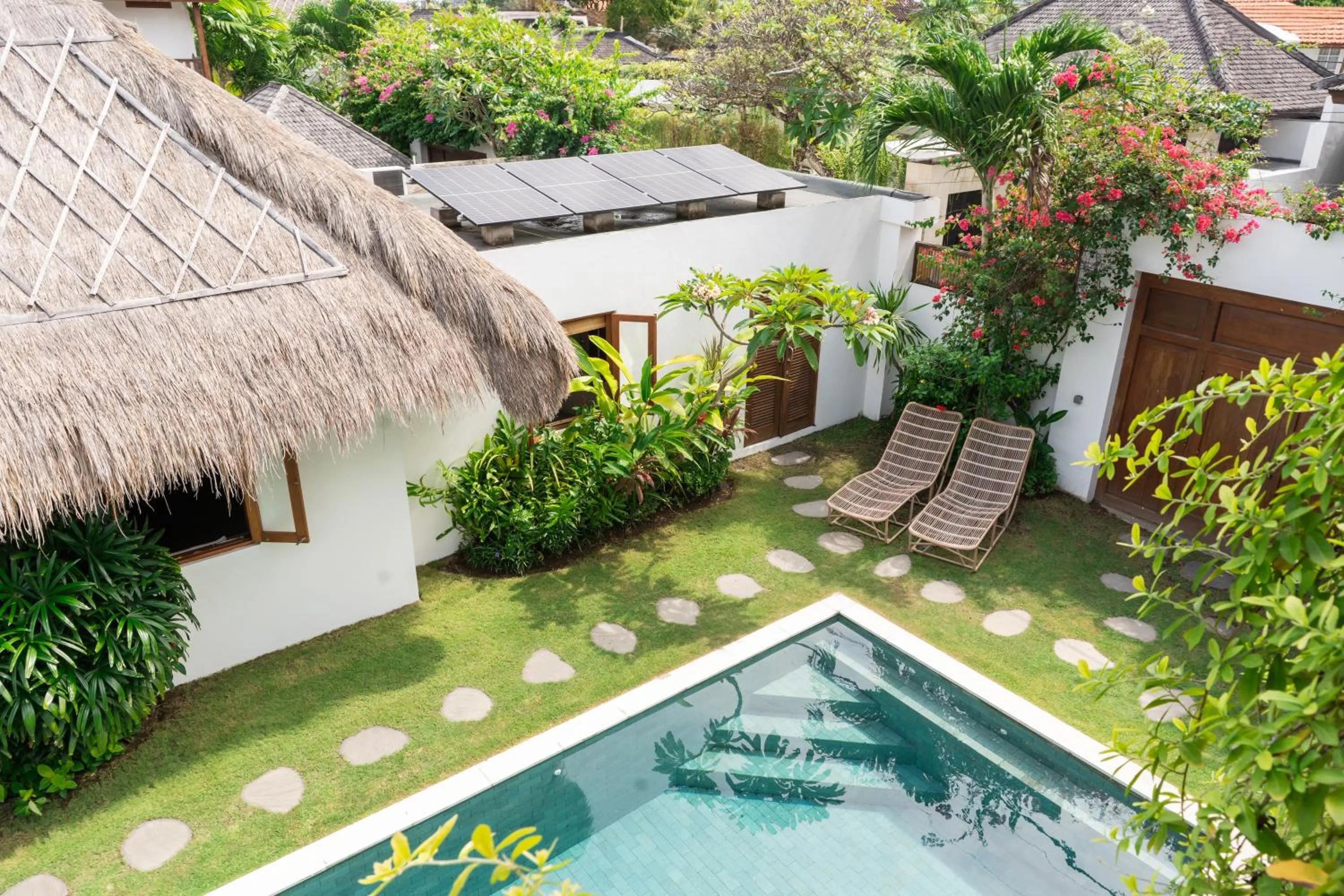 Garden in House of Bagera by Alfred in Bali