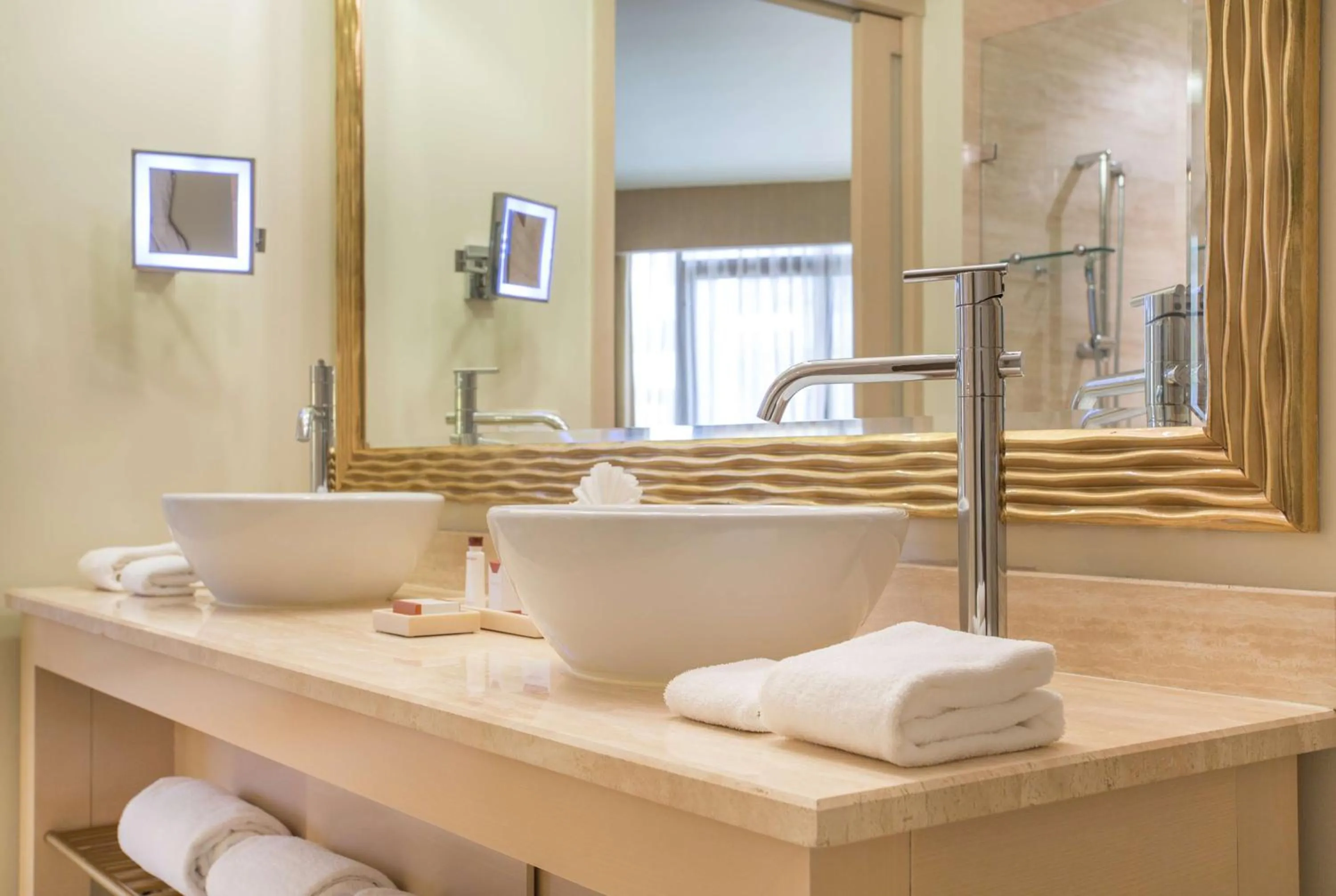 Bathroom in Waldorf Astoria Panama