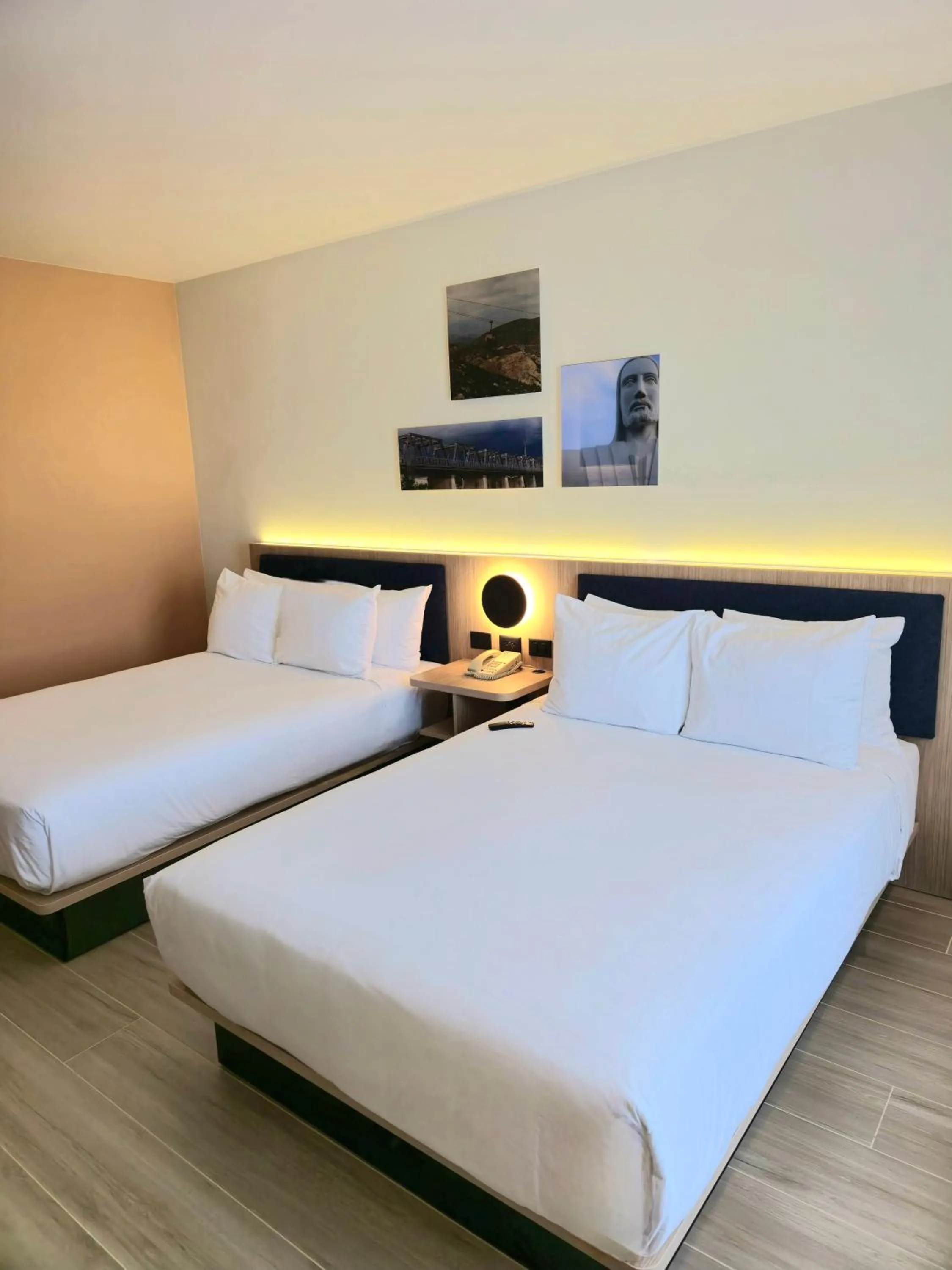 Bed in Hampton Inn Torreon Airport-Galerias