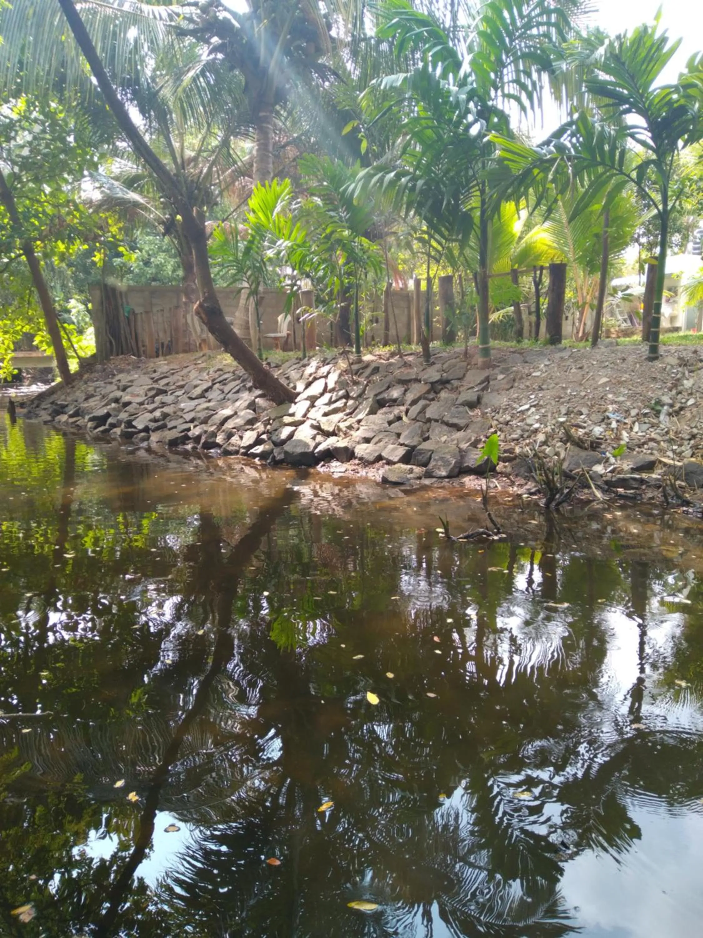 RUWINSONS Canal Garden