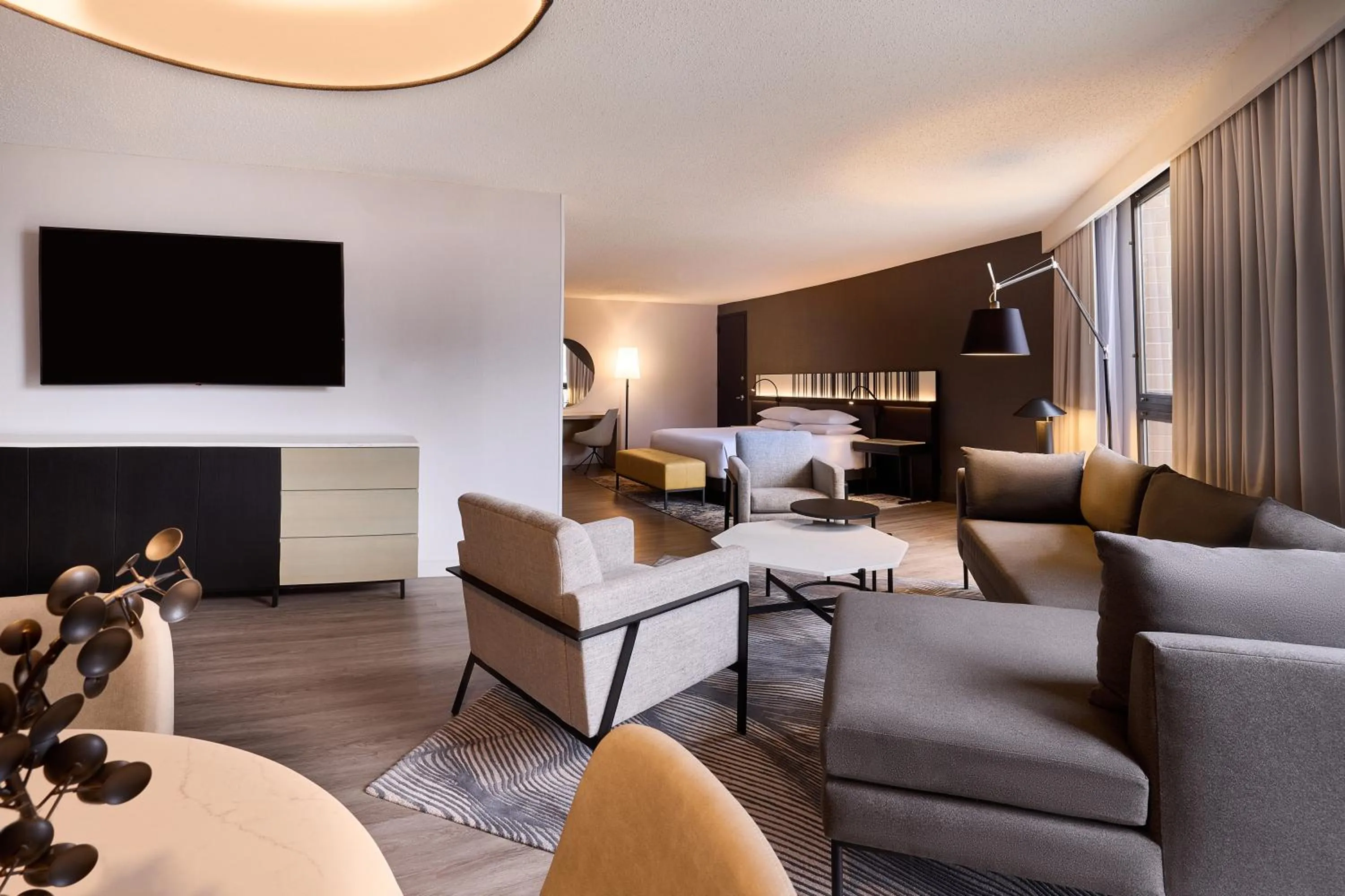 TV and multimedia in Hyatt Regency Chicago