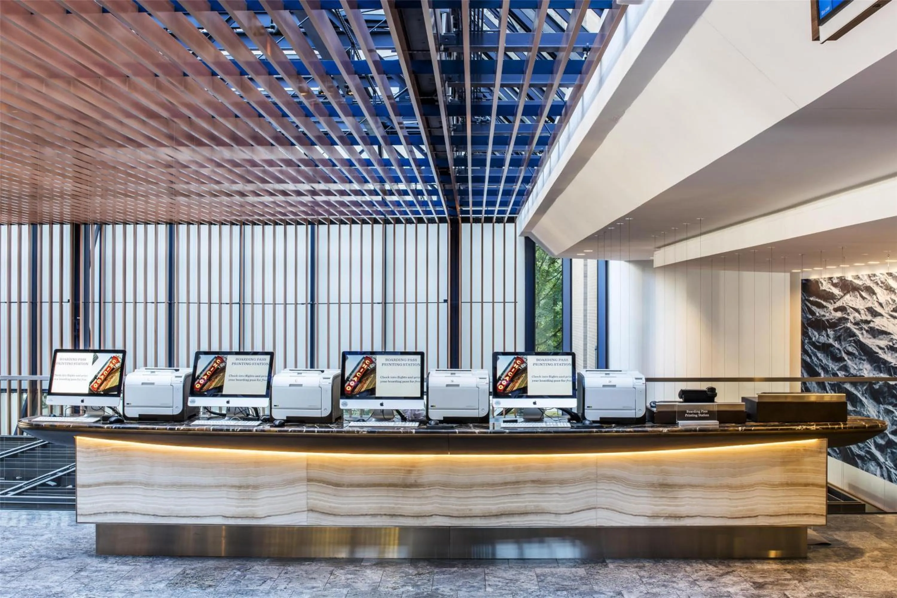 Lobby or reception in Hyatt Regency Chicago