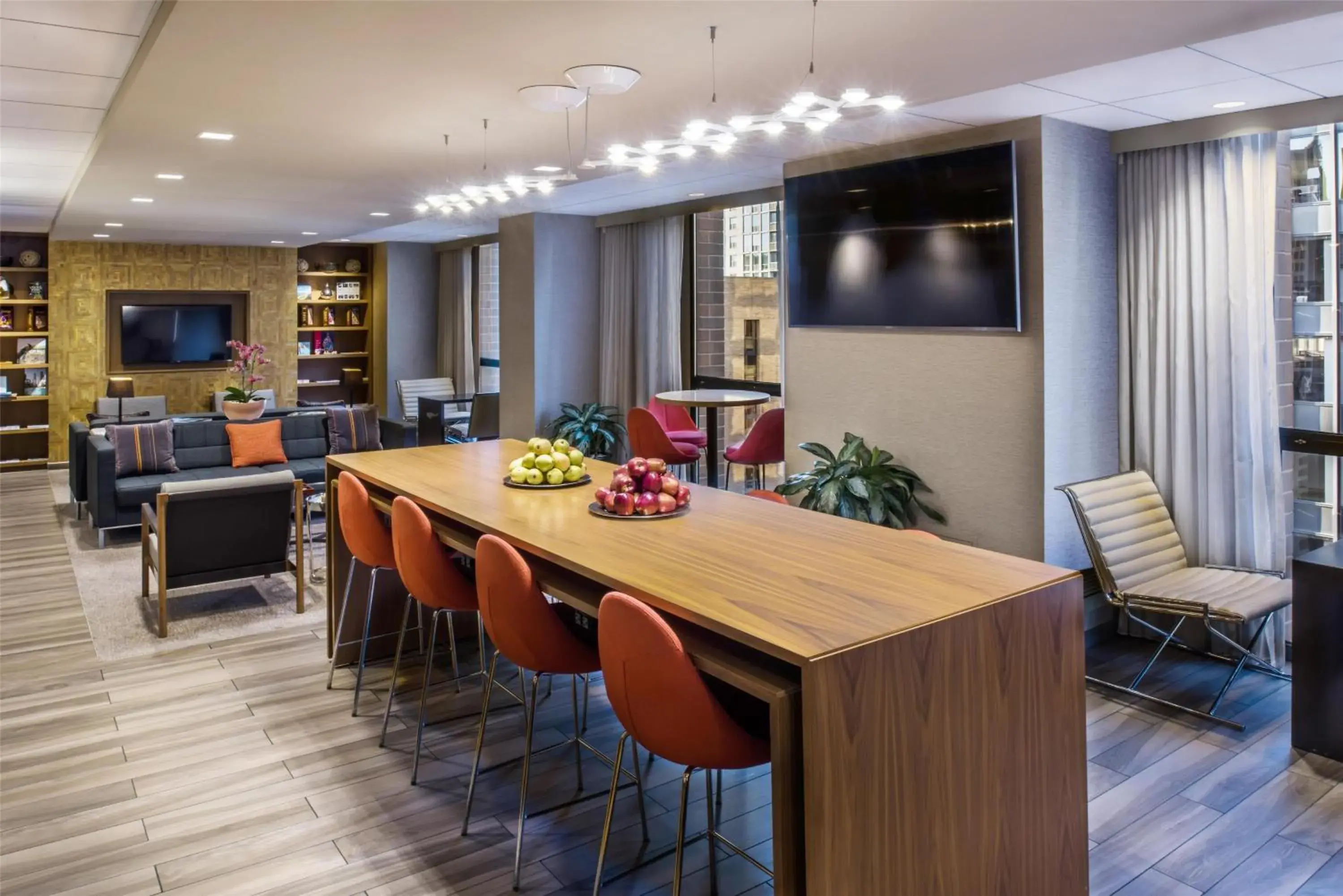 Lounge or bar in Hyatt Regency Chicago Lounge or bar in Hyatt Regency Chicago