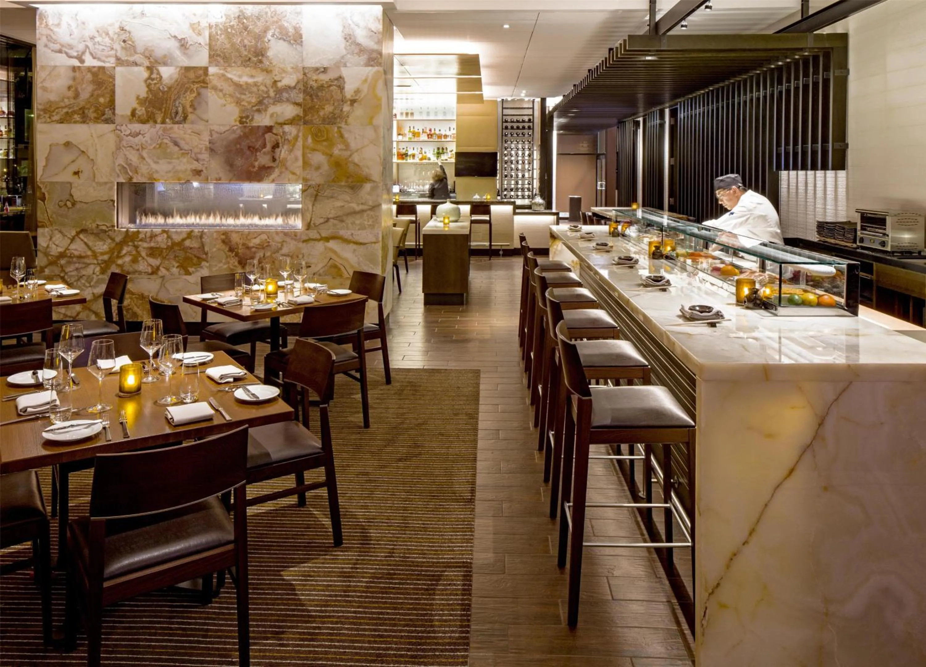 Restaurant/places to eat in Hyatt Regency Chicago