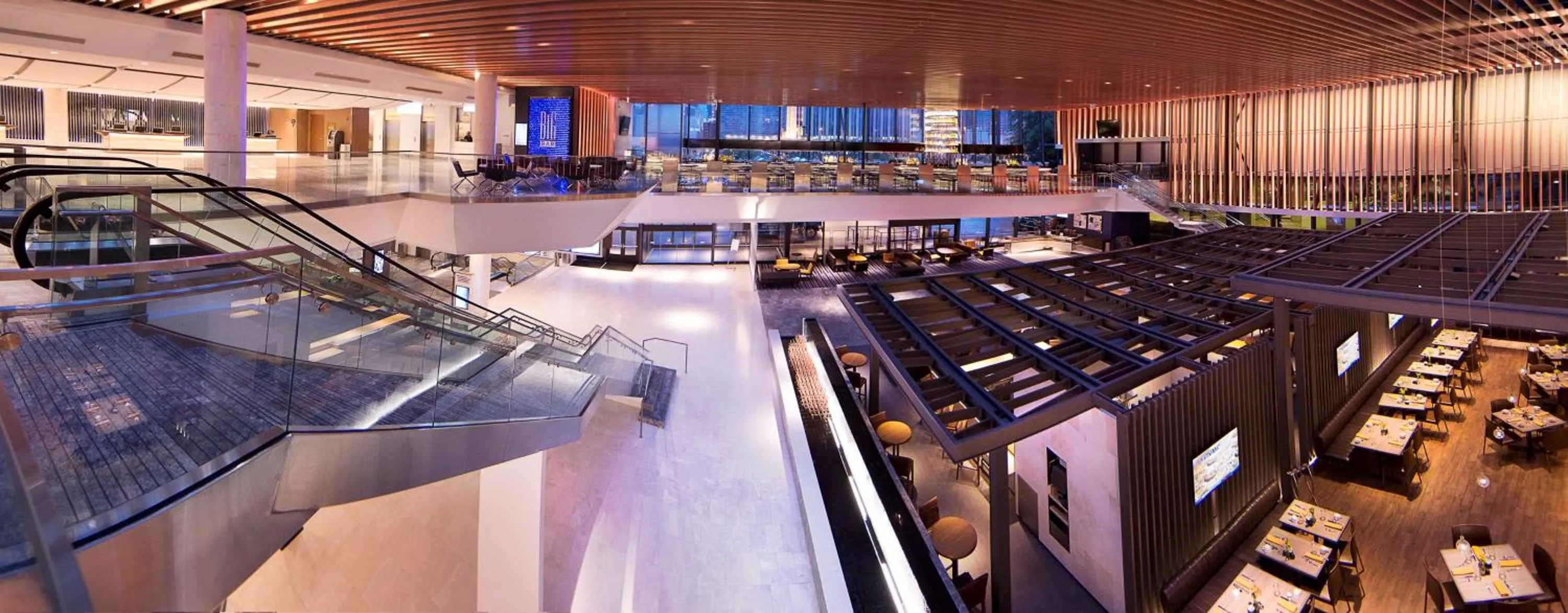 Lobby or reception in Hyatt Regency Chicago