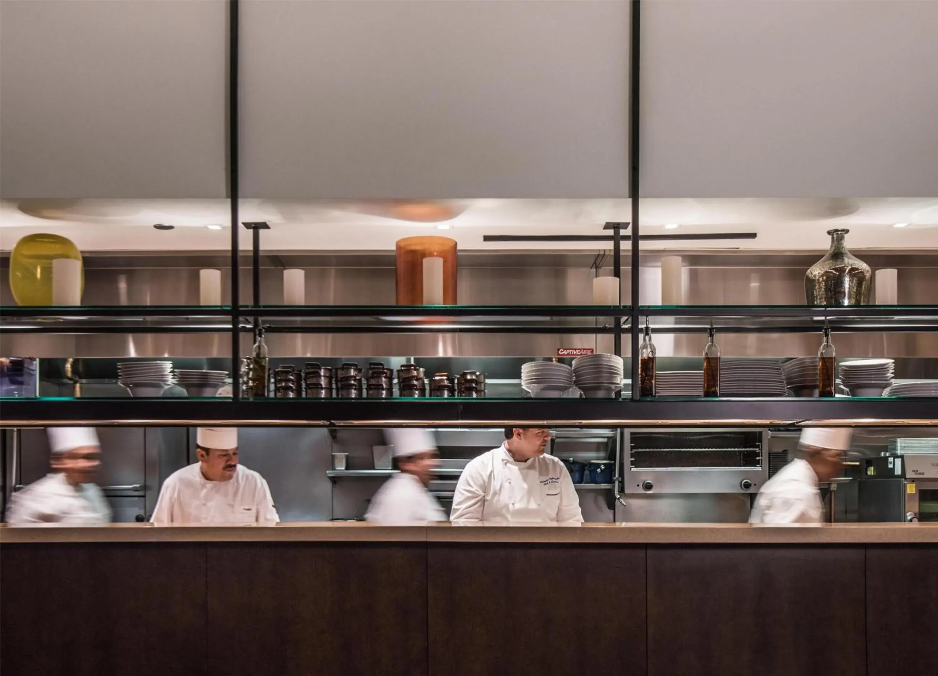 Restaurant/places to eat in Hyatt Regency Chicago Restaurant/places to eat in Hyatt Regency Chicago