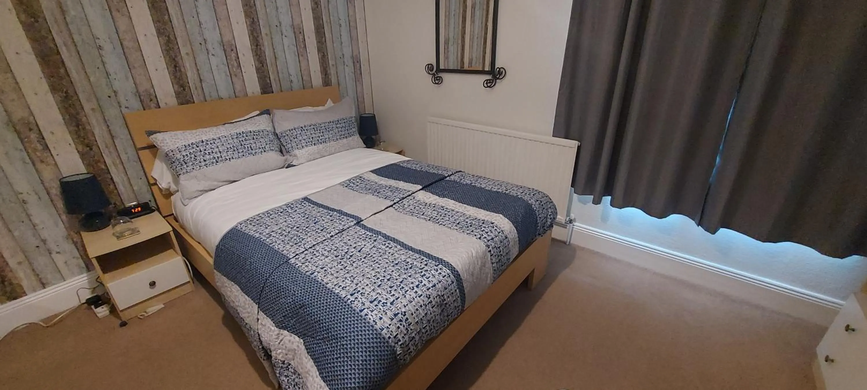 Bedroom, Bed in Trentham House