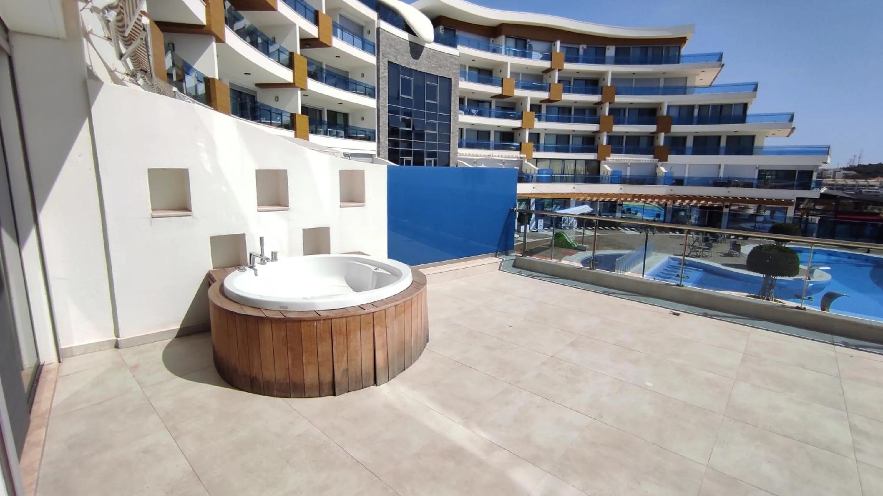 Elite Luxury Suite & Spa