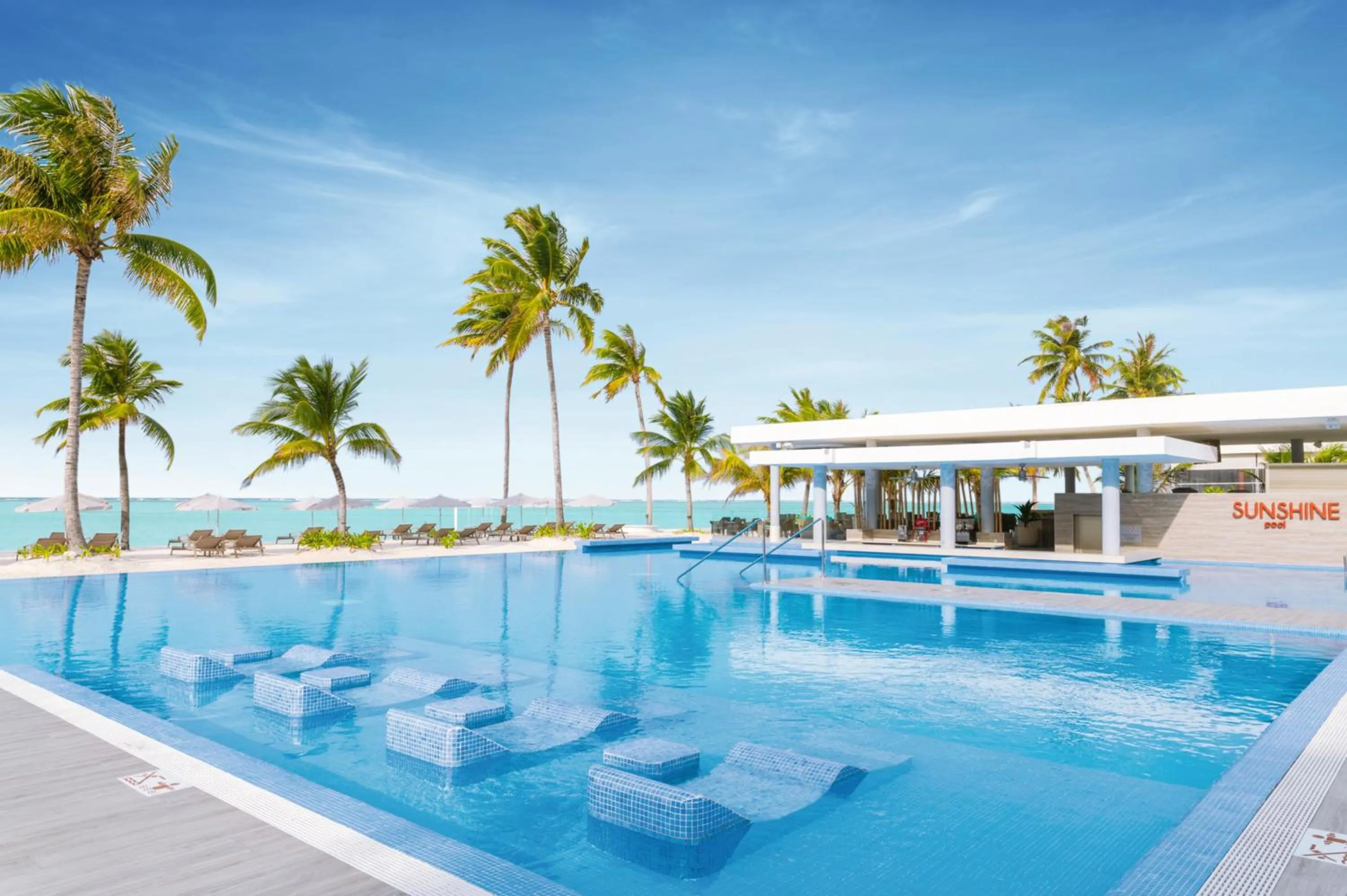 Pool view in Riu Atoll-All Inclusive