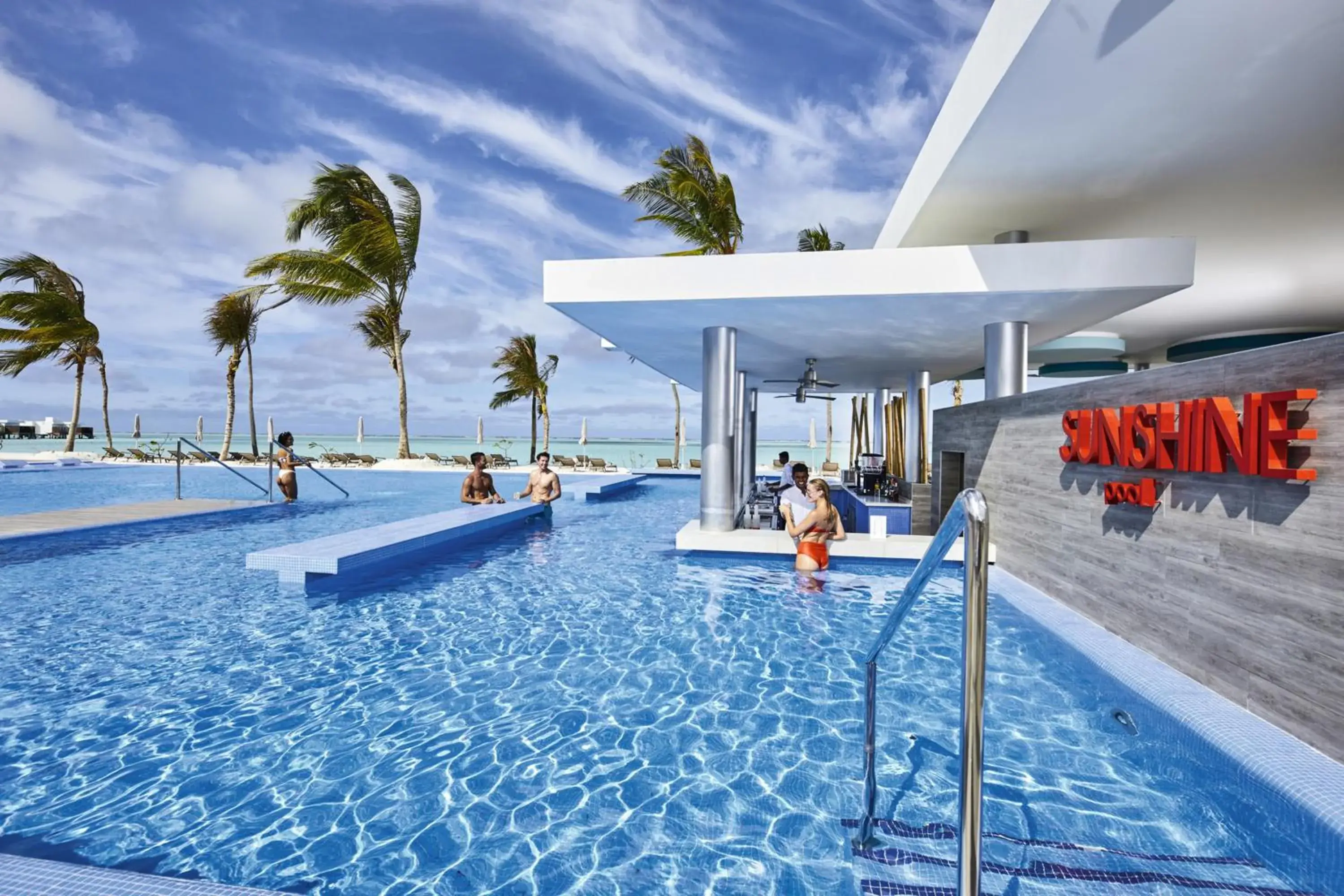 Lounge or bar in Riu Atoll-All Inclusive Lounge or bar in Riu Atoll-All Inclusive