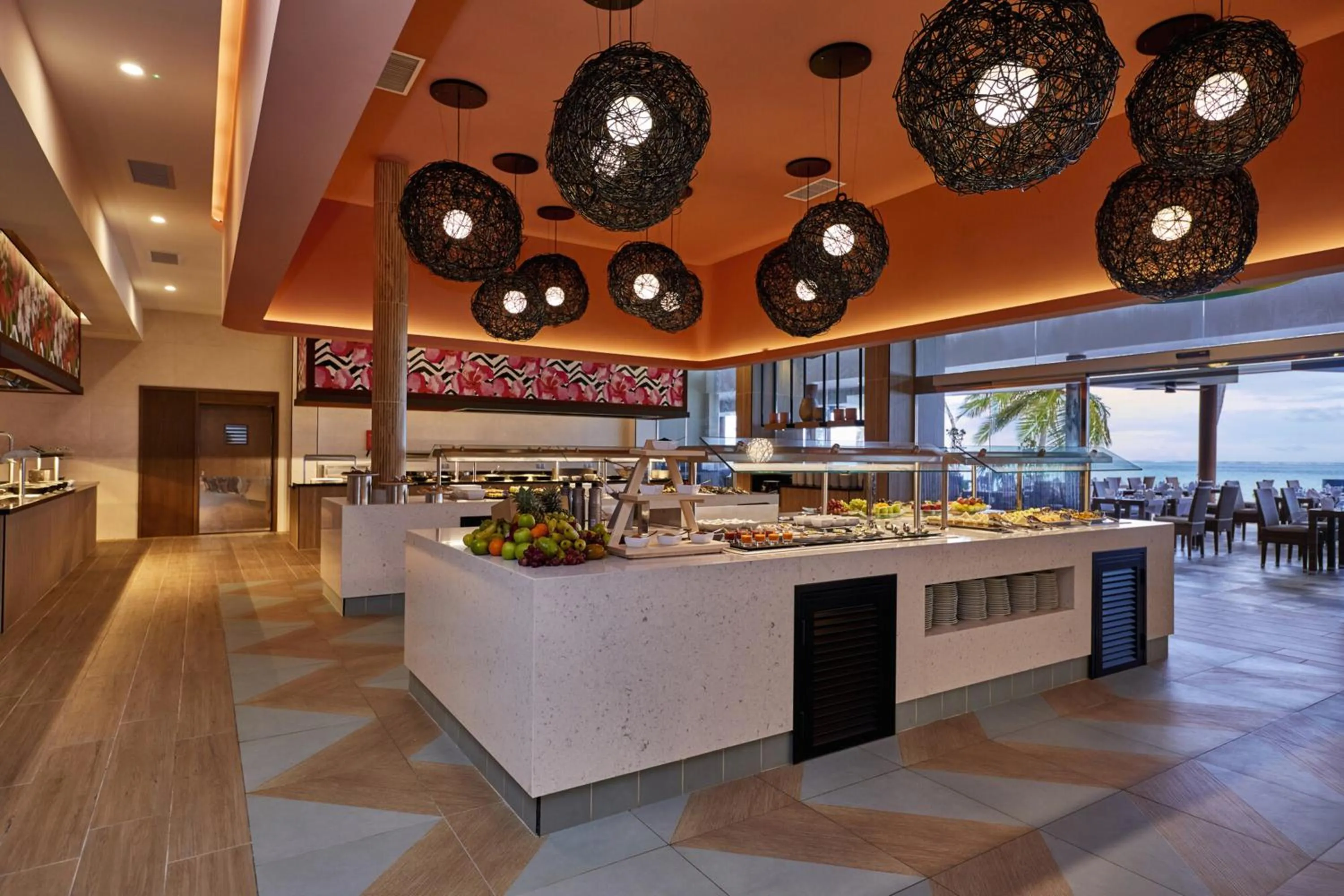 Buffet breakfast in Riu Atoll-All Inclusive