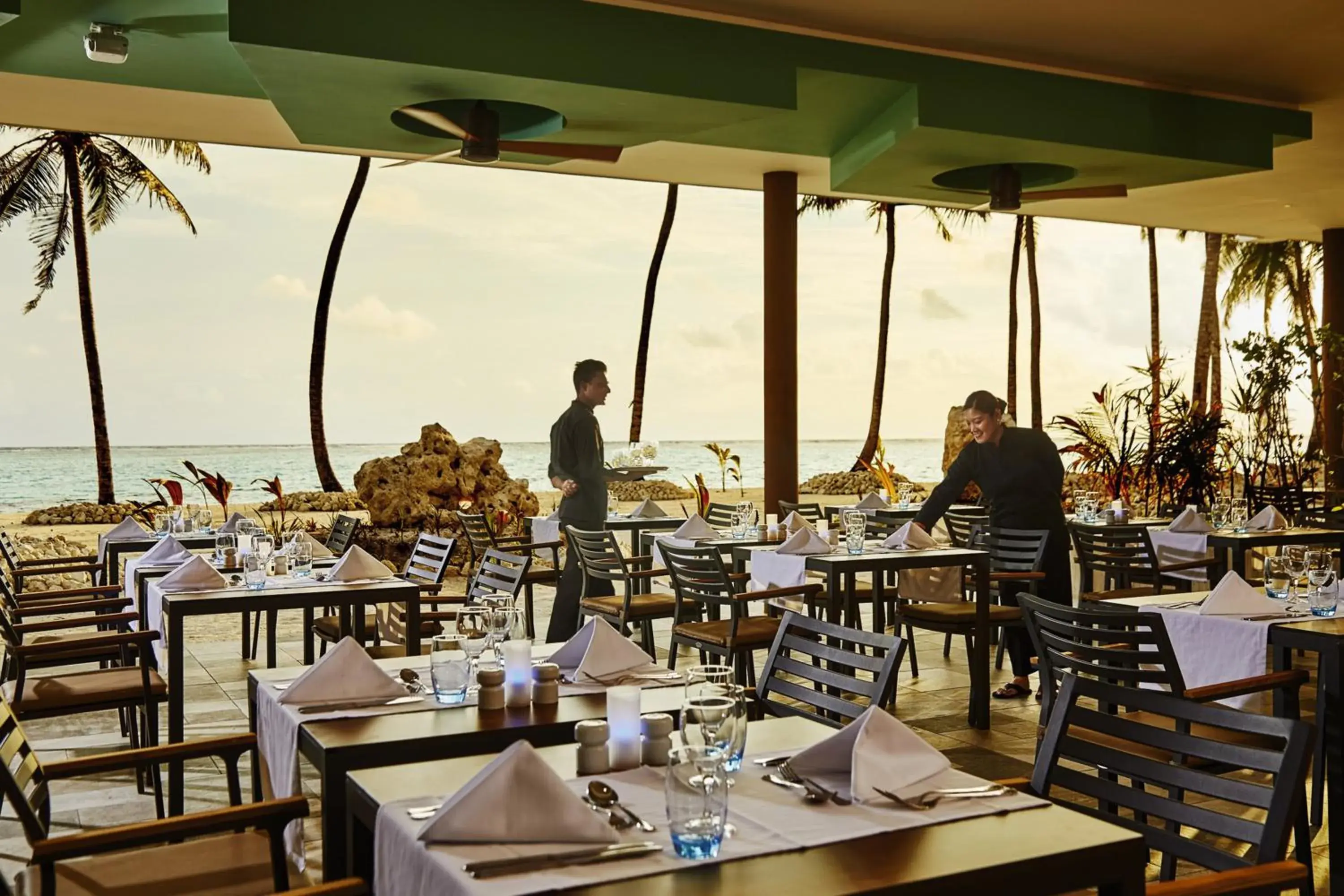 Restaurant/places to eat in Riu Palace Maldivas- All Inclusive Restaurant/places to eat in Riu Palace Maldivas- All Inclusive