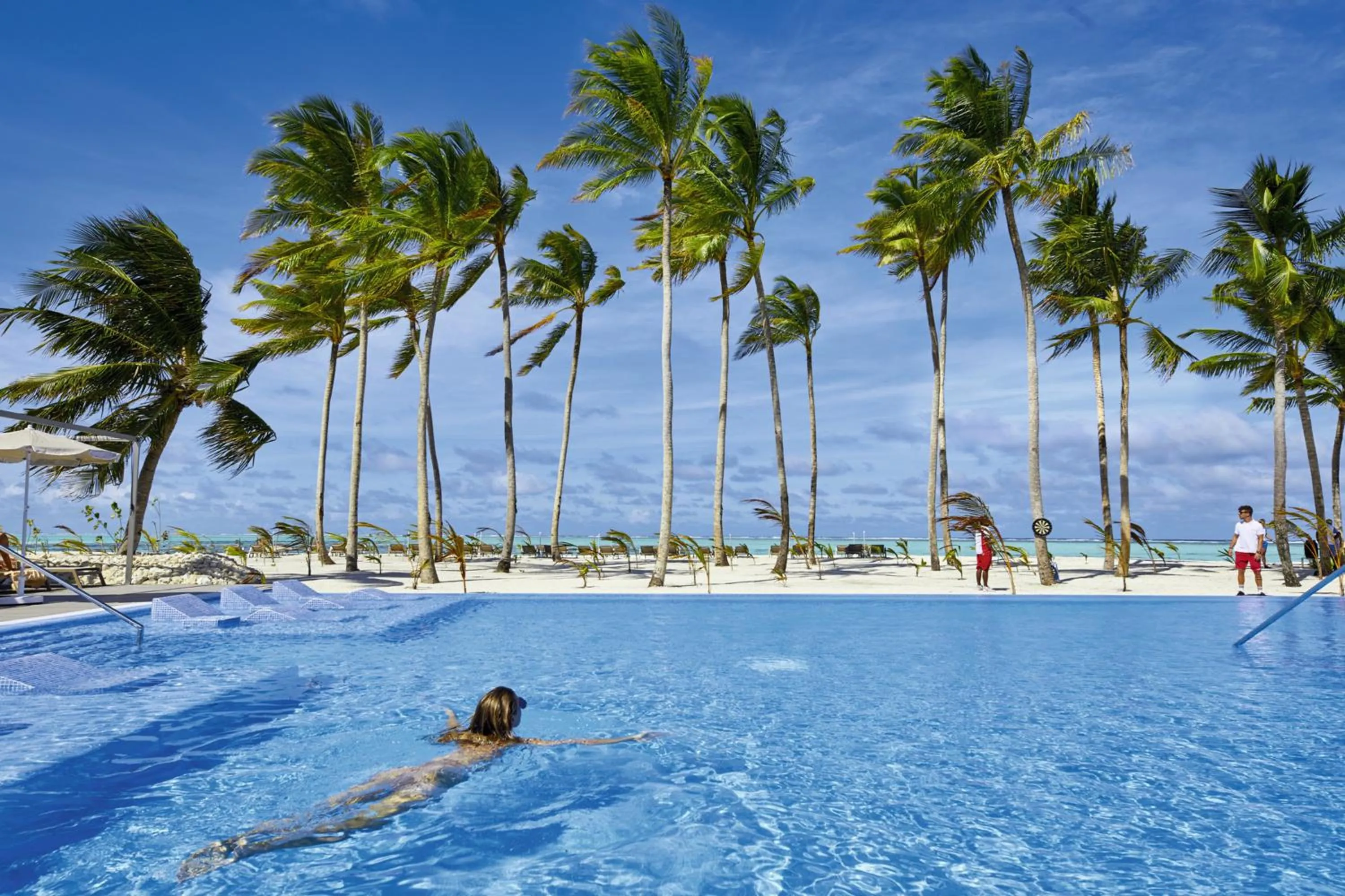 Beach in Riu Palace Maldivas- All Inclusive