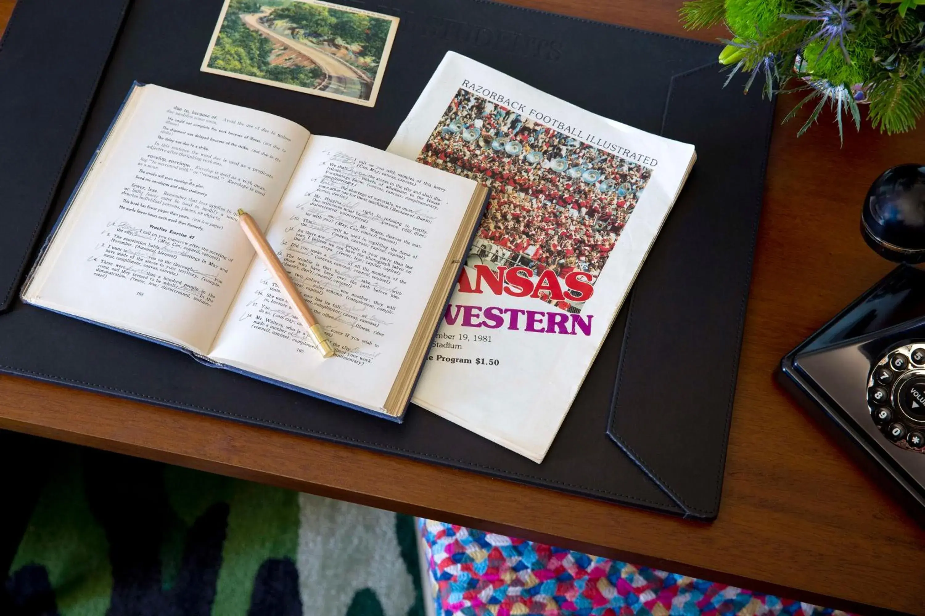 Bedroom in Graduate by Hilton Fayetteville, AR Bedroom in Graduate by Hilton Fayetteville, AR