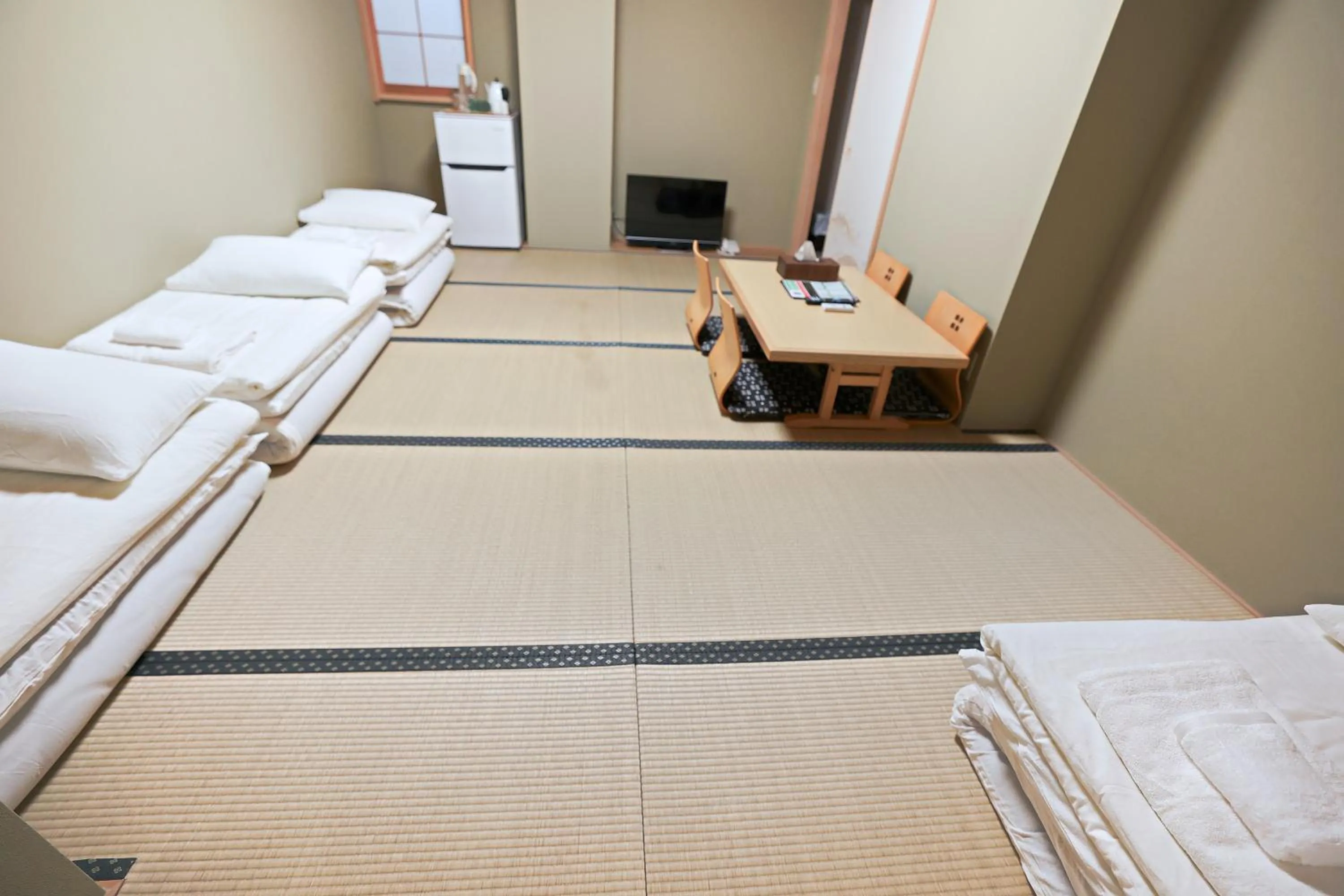 Bed in Akihabara Nakagawa Inn