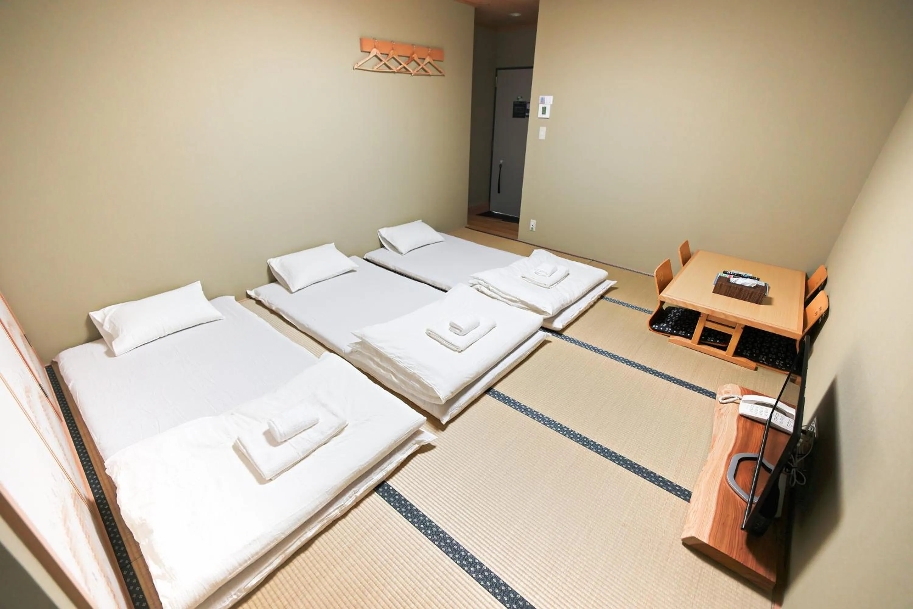 Bed in Akihabara Nakagawa Inn