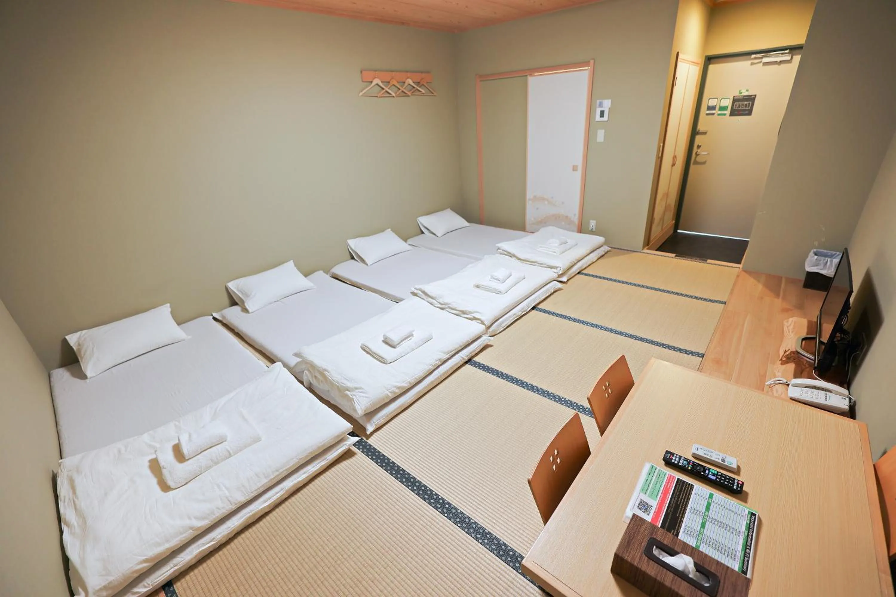 Bed in Akihabara Nakagawa Inn