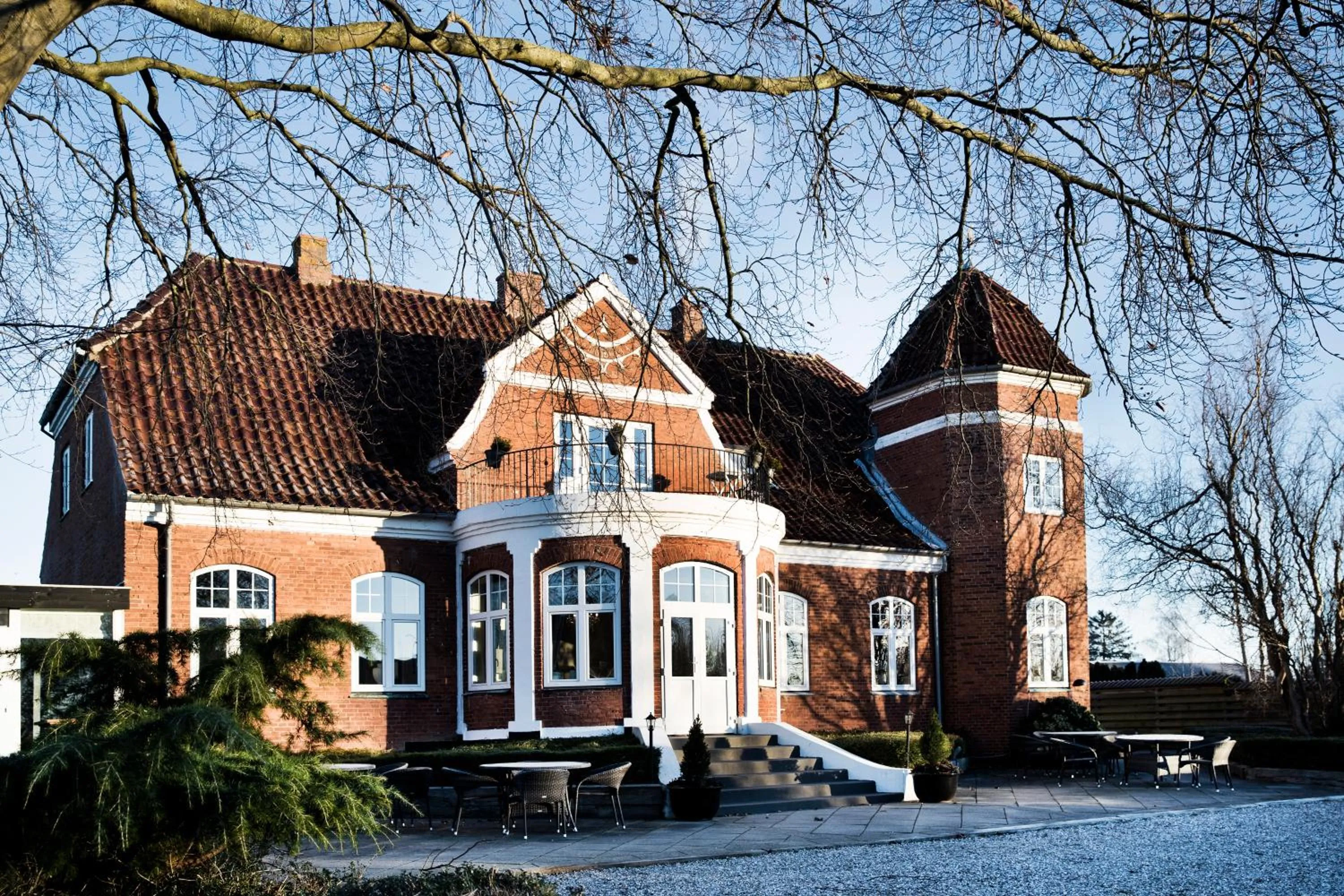 Facade/entrance in Skjalm Hvide Hotel
