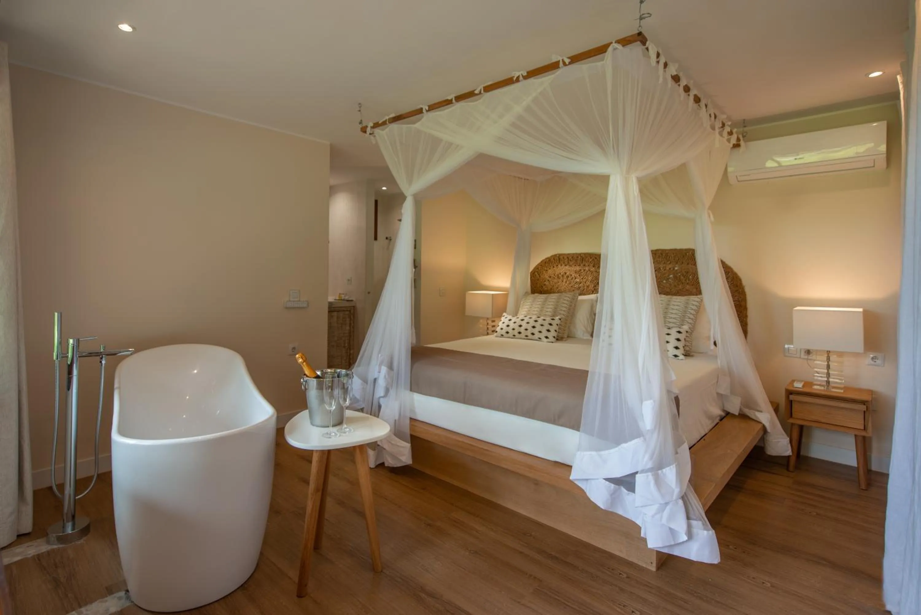 Photo of the whole room, Bed in Pousada Mi Secreto