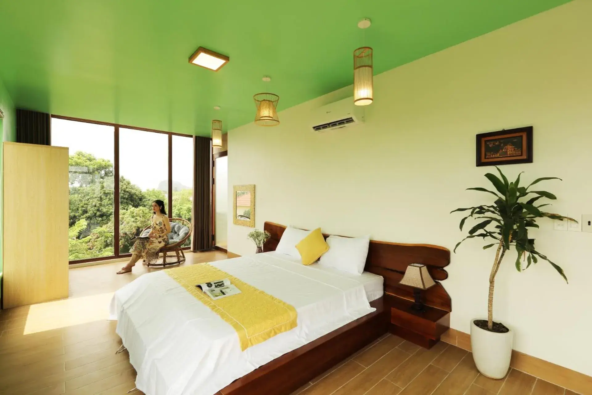 Triple Room with Mountain View in Trang An Ao Dai Homestay Triple Room with Mountain View in Trang An Ao Dai Homestay