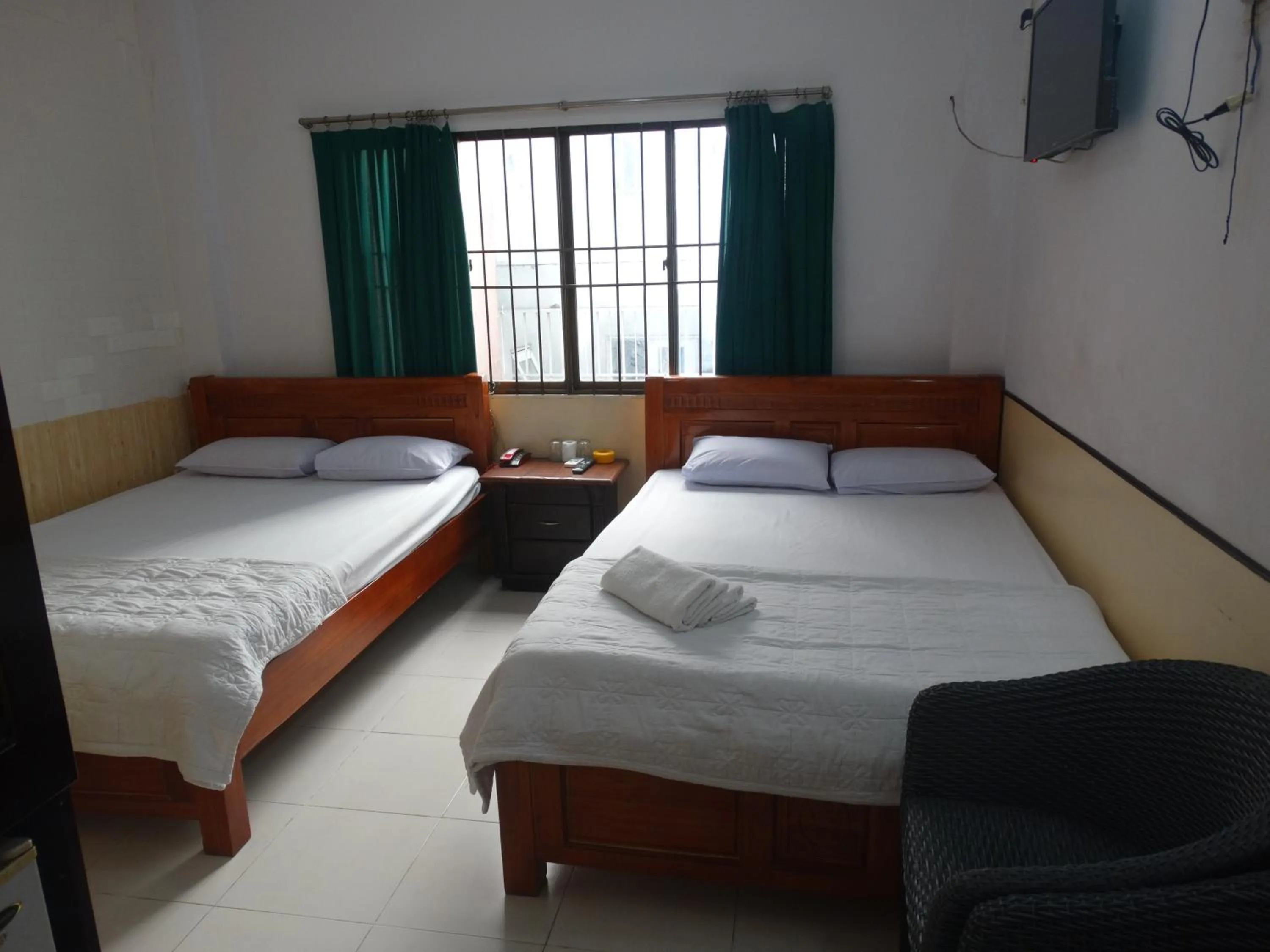 bunk bed, Bed in Thuong Hai Hotel