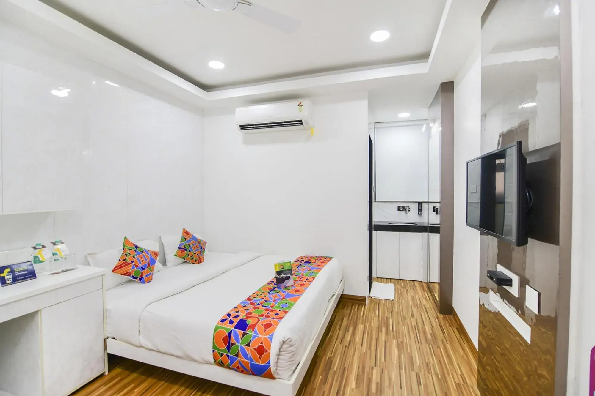 Bedroom in Hotel Om Stay Well Bedroom in Hotel Om Stay Well