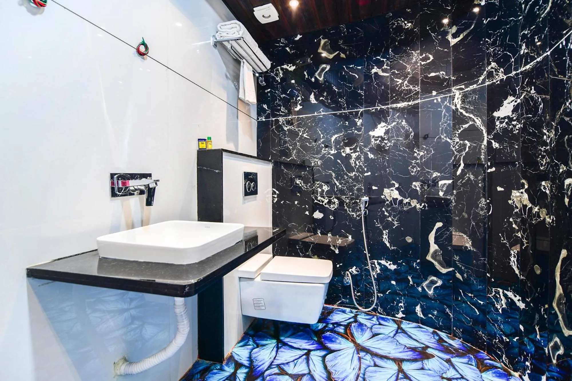 Bathroom in Hotel Om Stay Well