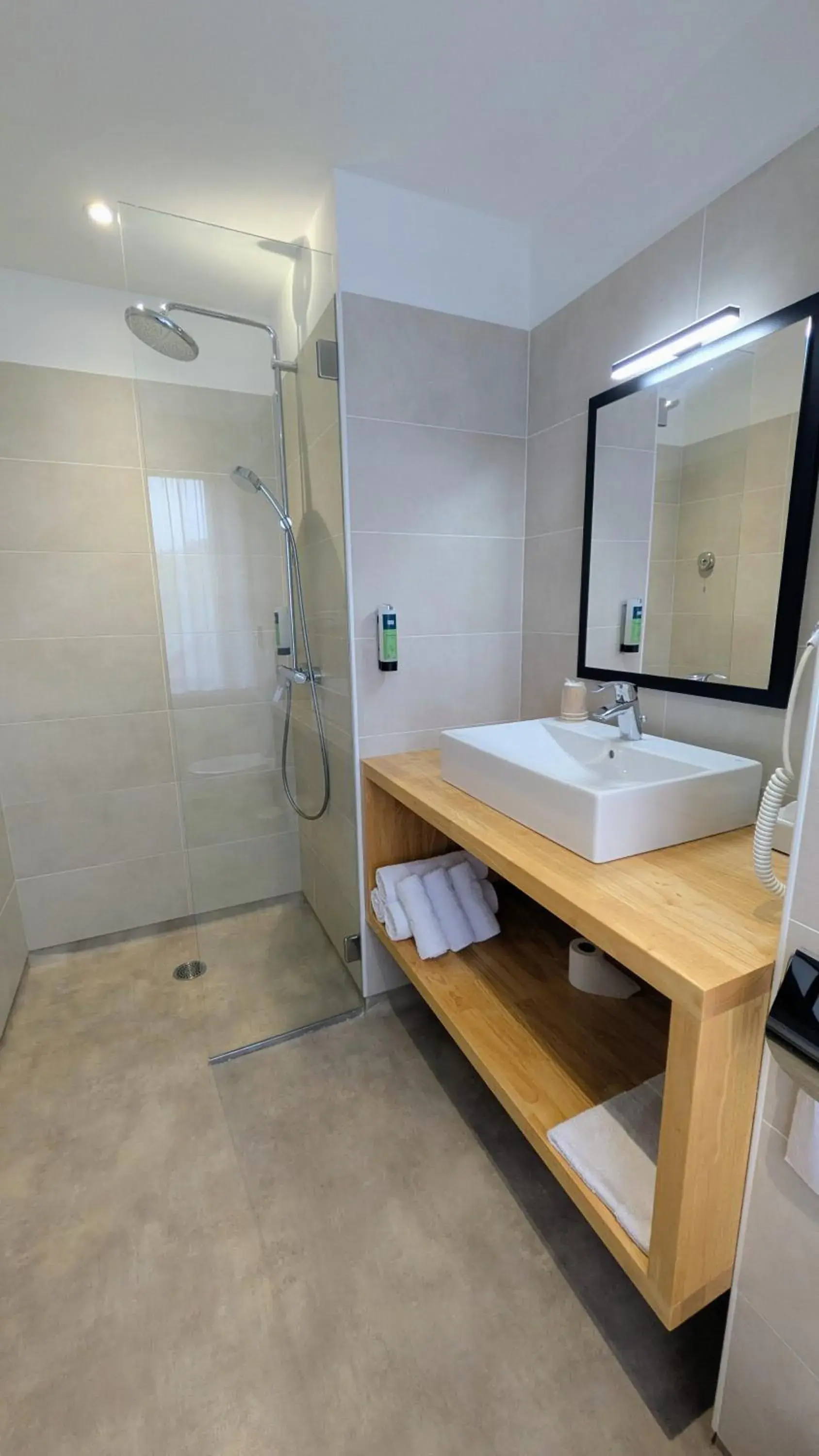 Logis Hôtel restaurant La Remise Logis Hôtel restaurant La Remise