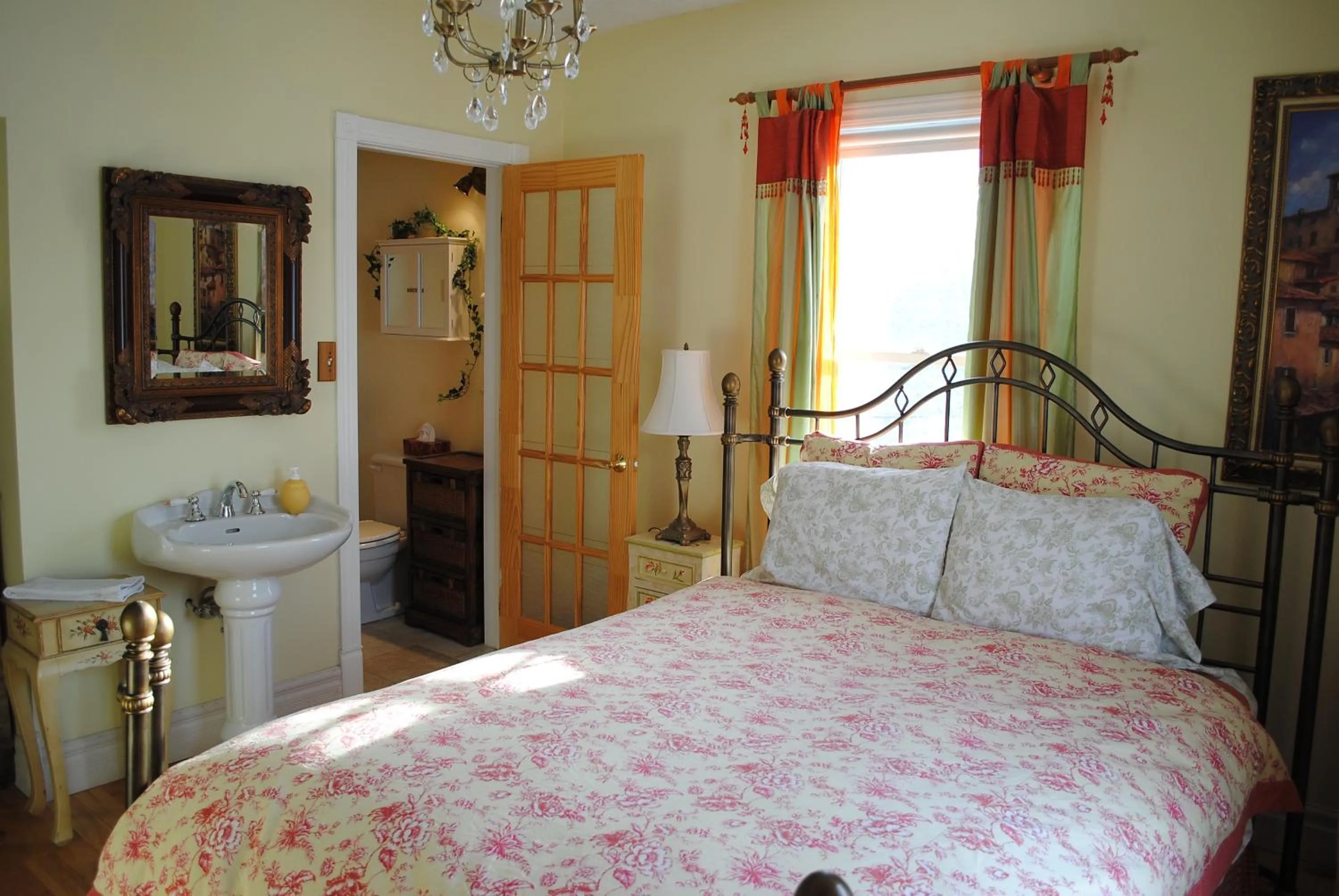 Bed in Auberge Marquis de Montcalm