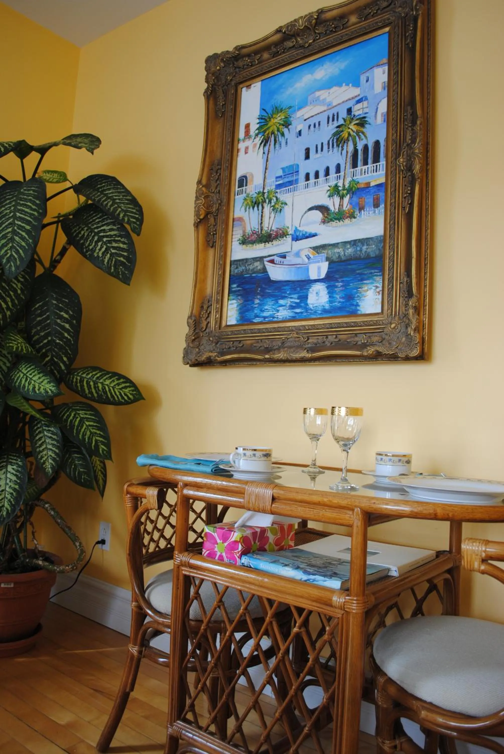 Restaurant/places to eat in Auberge Marquis de Montcalm