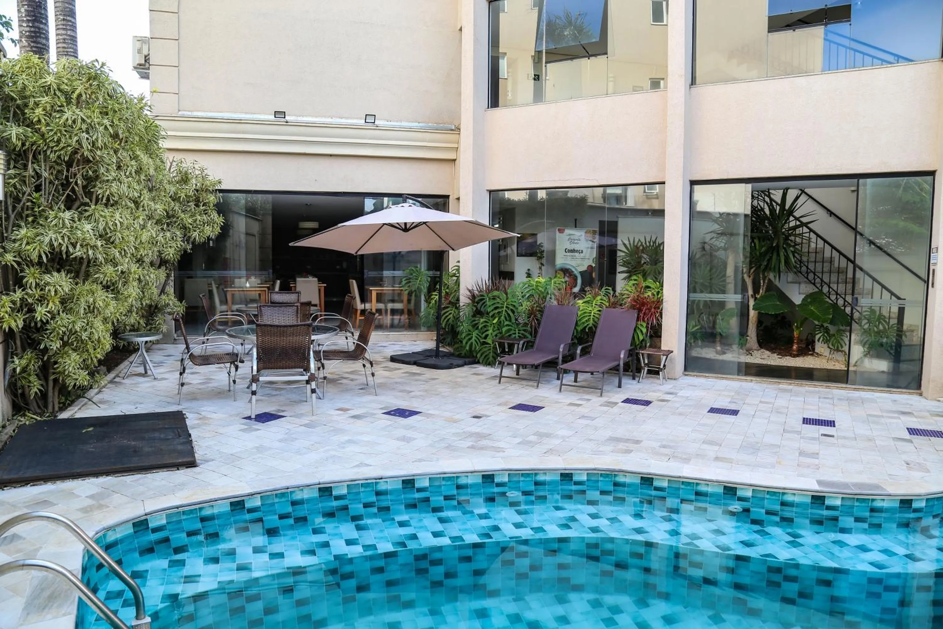 Swimming pool in Class Hotel Guaxupé
