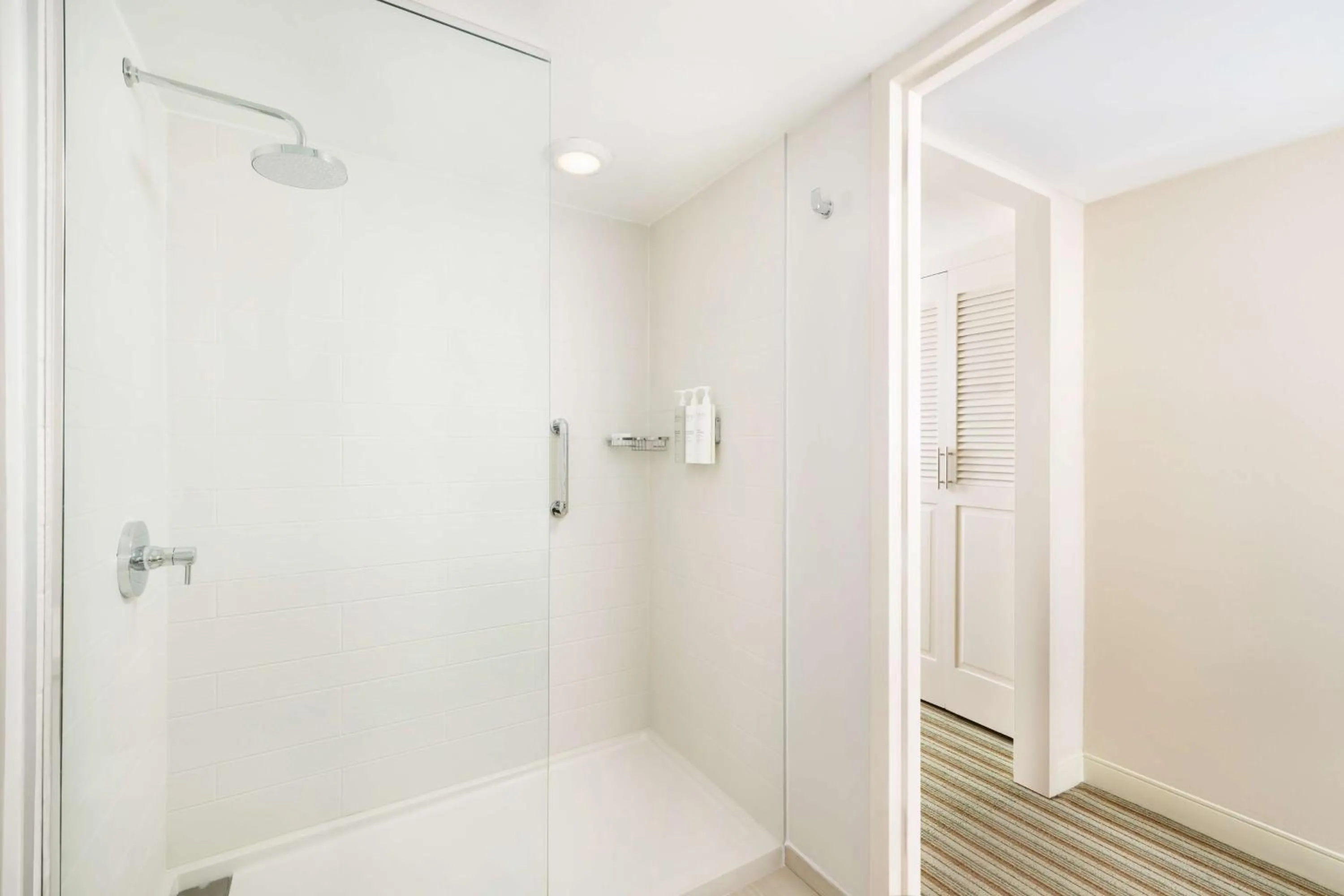 Bathroom in Embassy Suites by Hilton San Juan - Hotel & Casino