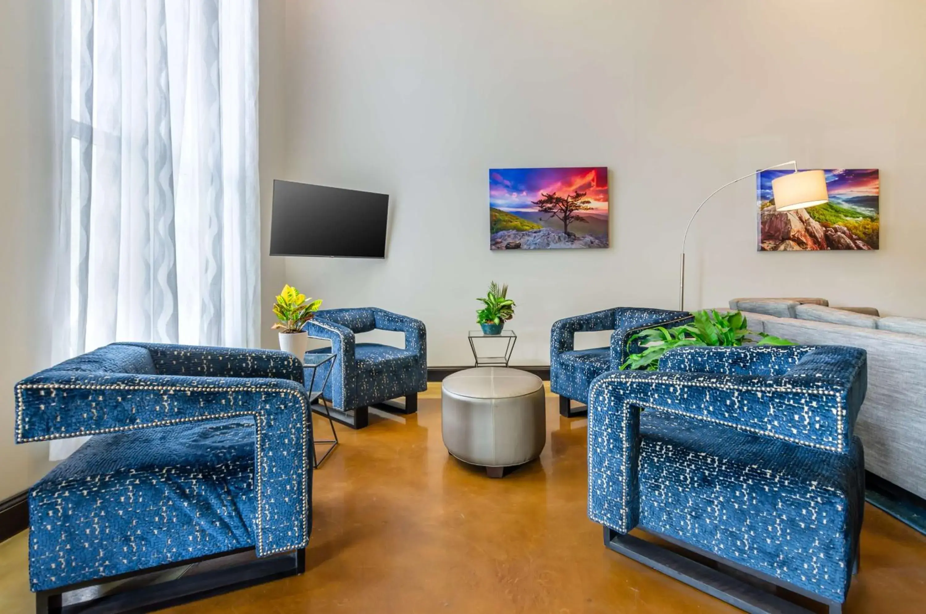Lobby or reception in Best Western Plus Waynesboro Lobby or reception in Best Western Plus Waynesboro