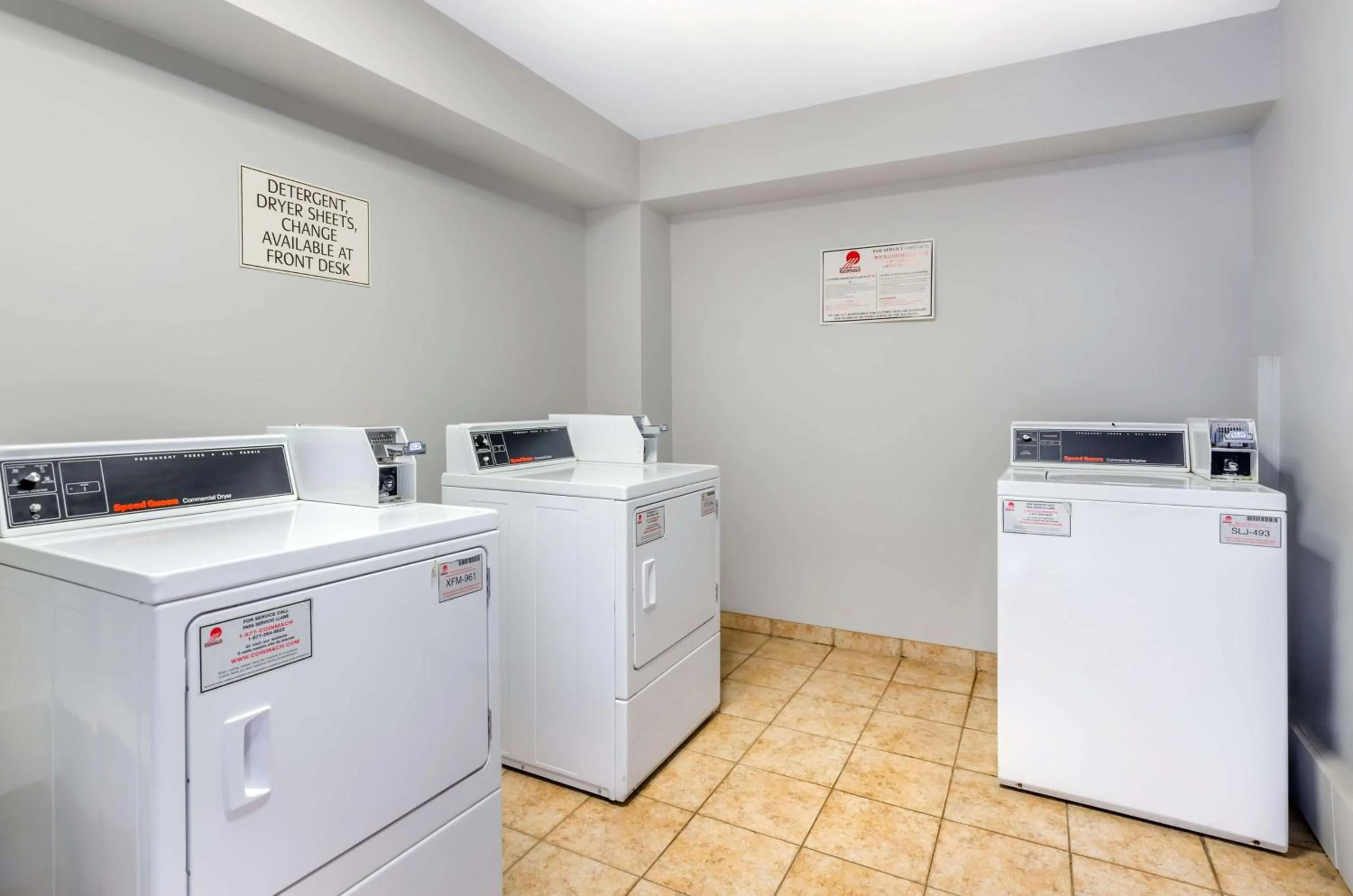 laundry in Best Western Plus Waynesboro