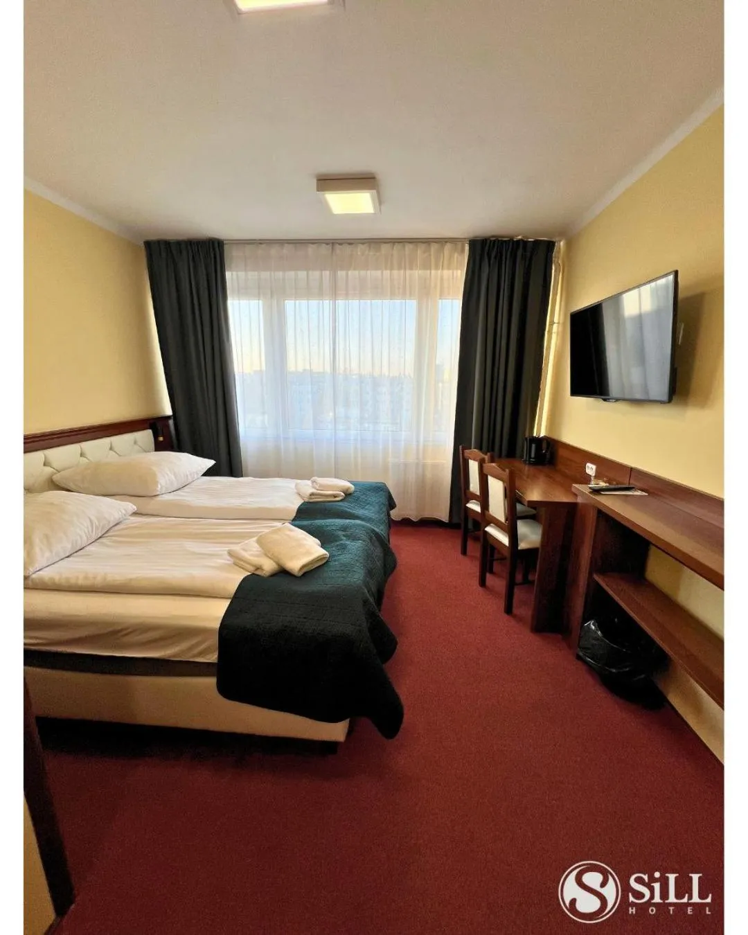 Photo of the whole room, Bed in Hotel SiLL