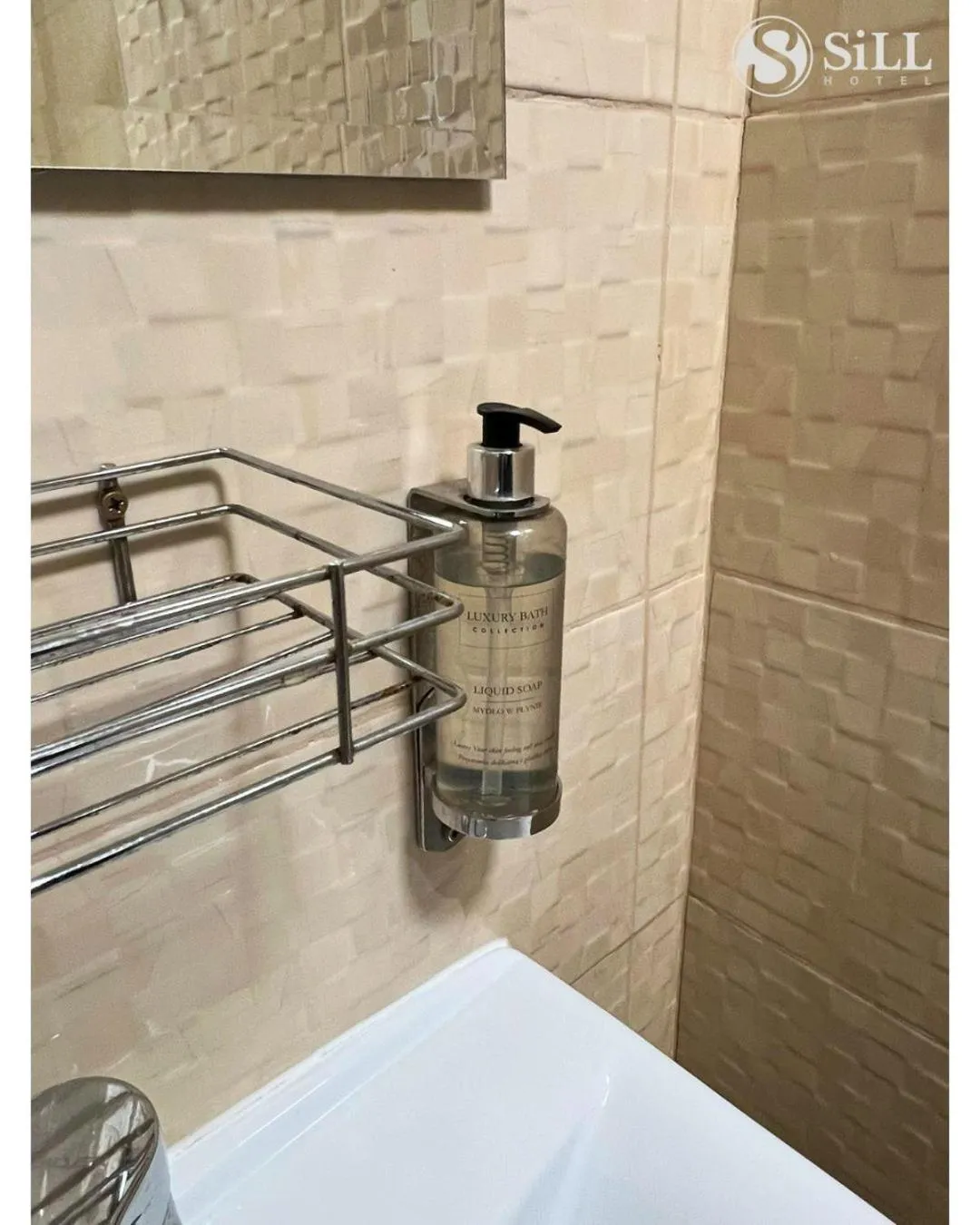 Bathroom in Hotel SiLL