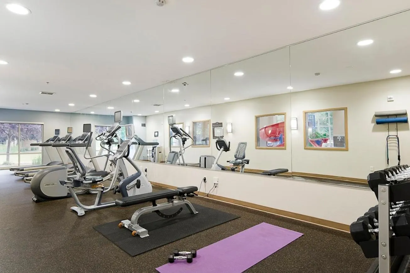 Fitness centre/facilities in ClubHouse Hotel and Suites