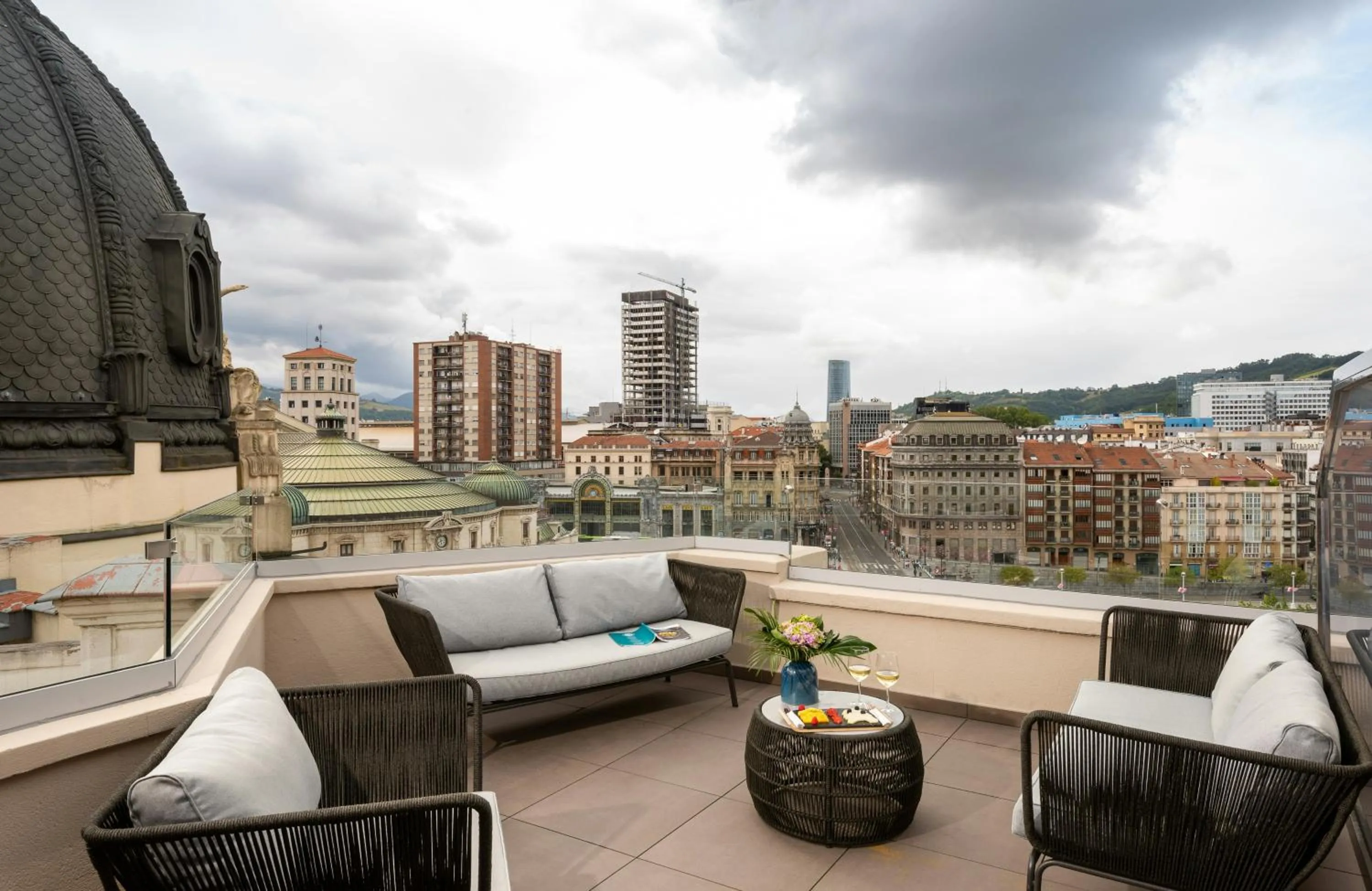 Photo of the whole room in NYX Hotel Bilbao by Leonardo Hotels