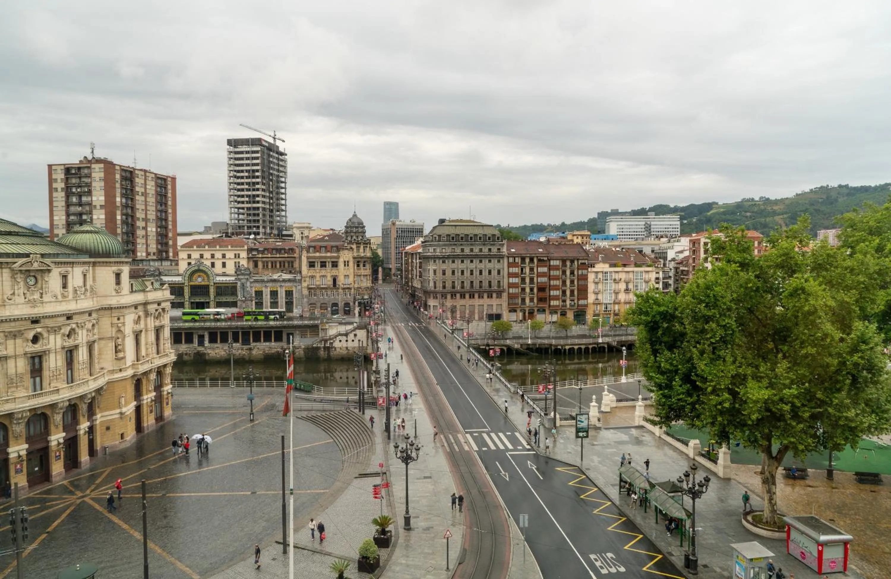 Photo of the whole room in NYX Hotel Bilbao by Leonardo Hotels