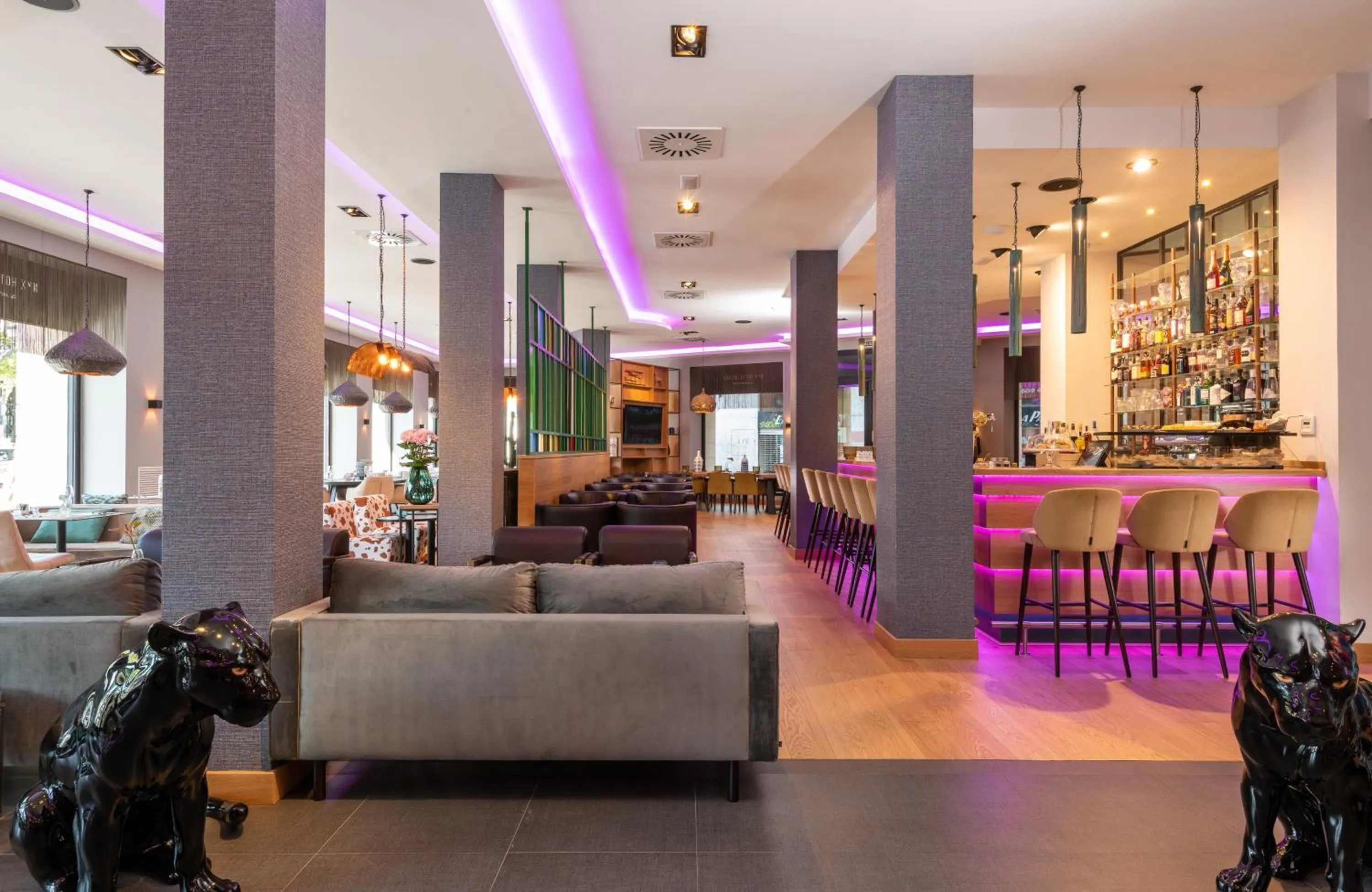 Lobby or reception in NYX Hotel Bilbao by Leonardo Hotels