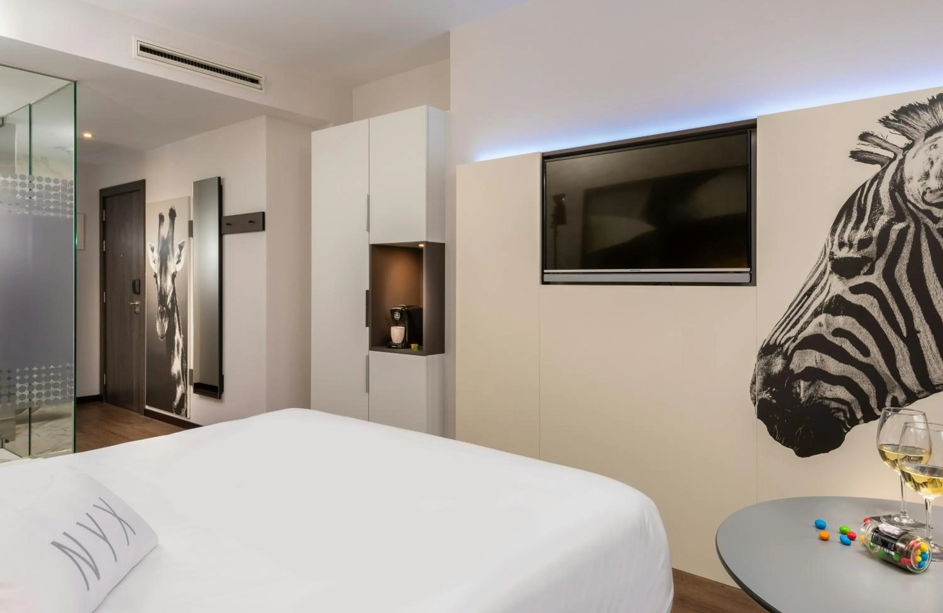 Photo of the whole room, Bed in NYX Hotel Bilbao by Leonardo Hotels