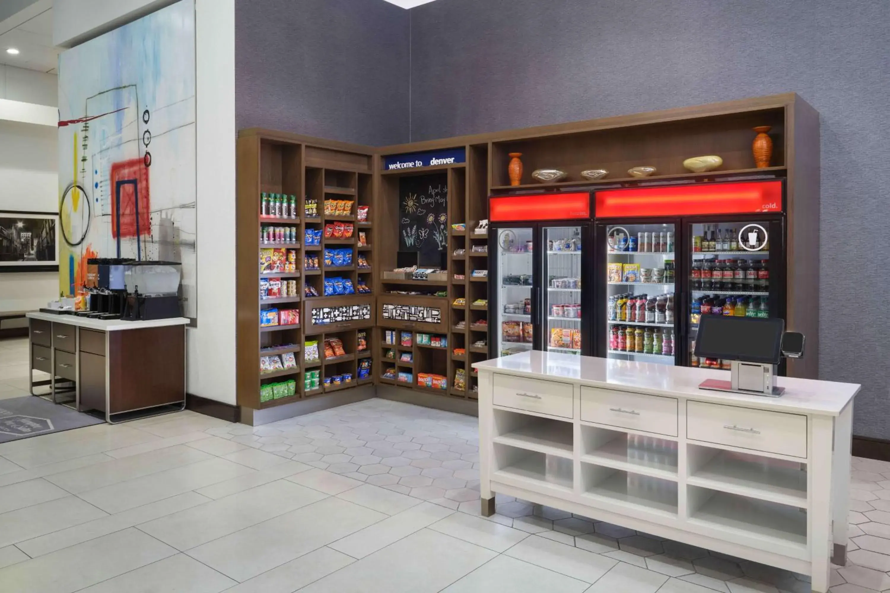 Restaurant/places to eat in Hampton Inn & Suites Denver Downtown Convention Center Restaurant/places to eat in Hampton Inn & Suites Denver Downtown Convention Center